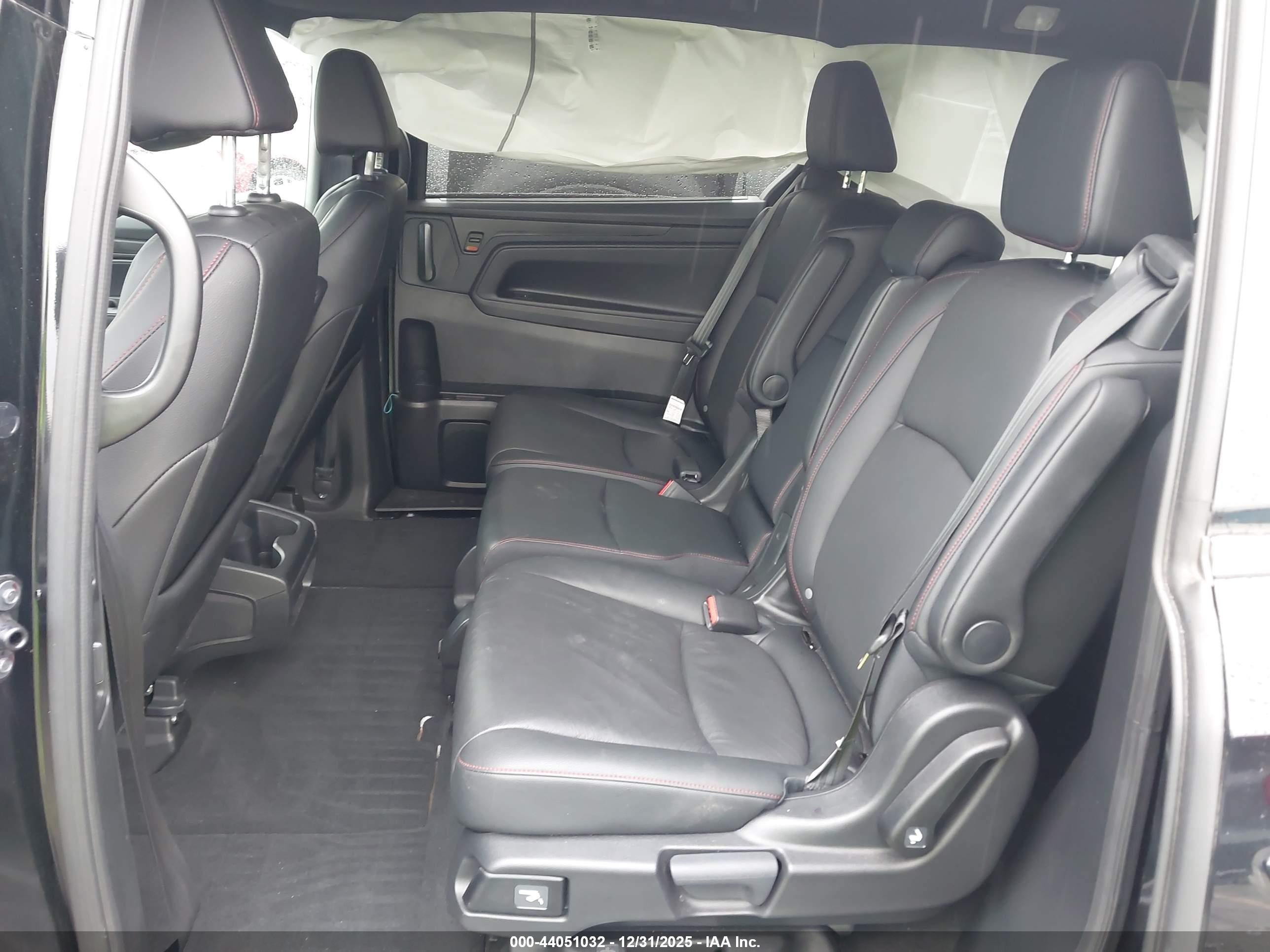HONDA ODYSSEY image 8