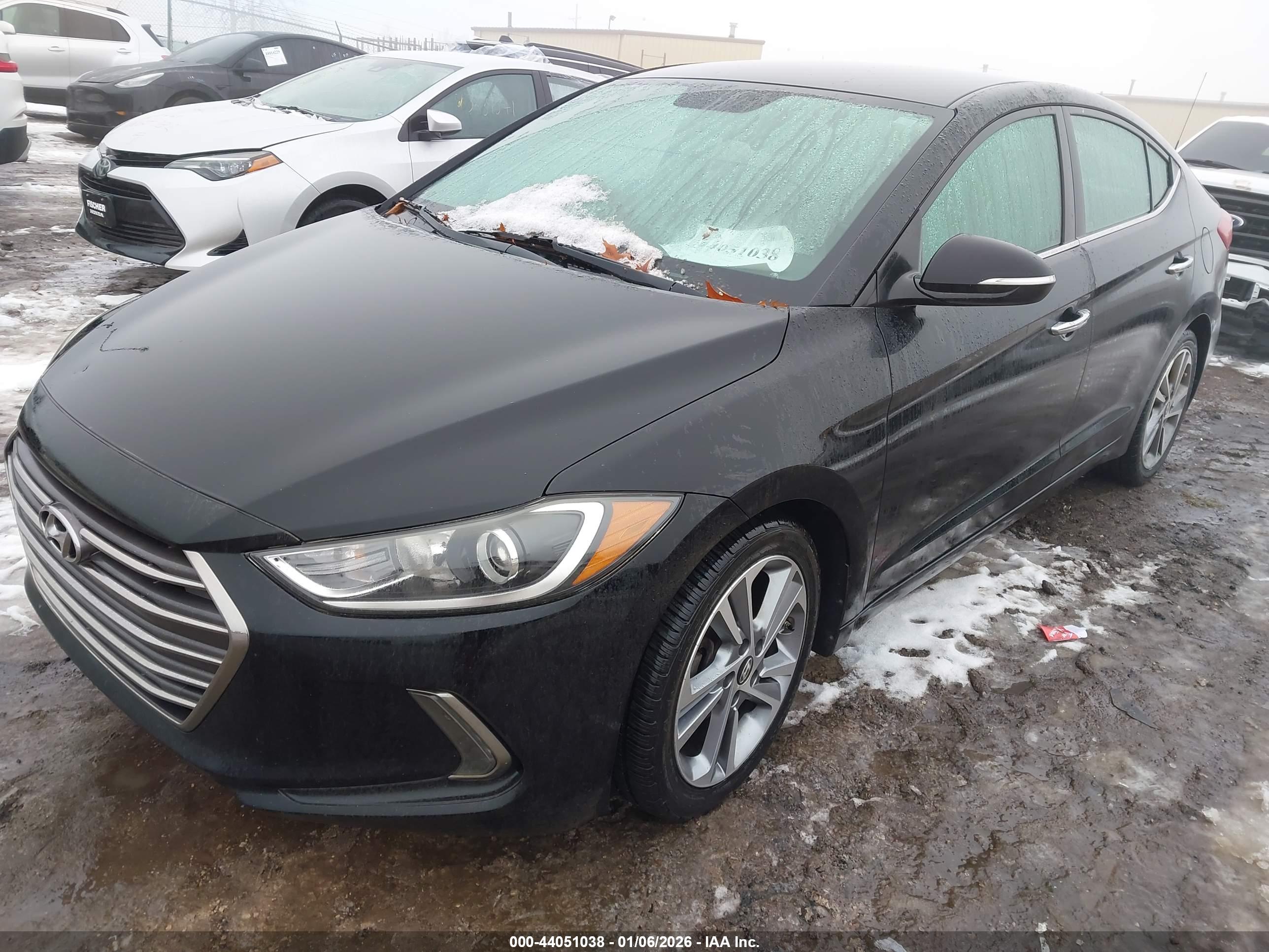 HYUNDAI ELANTRA image 2