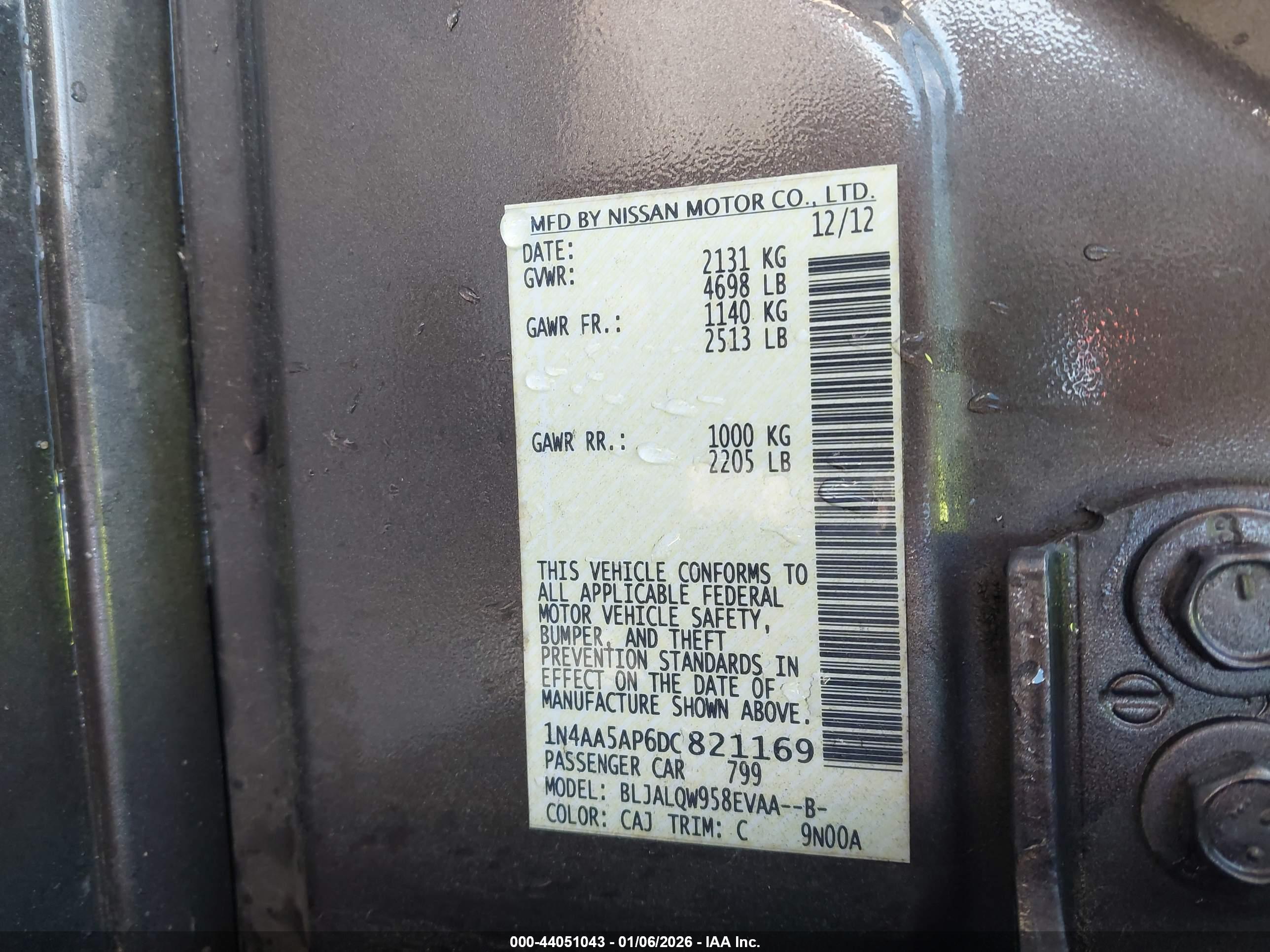 NISSAN MAXIMA image 9