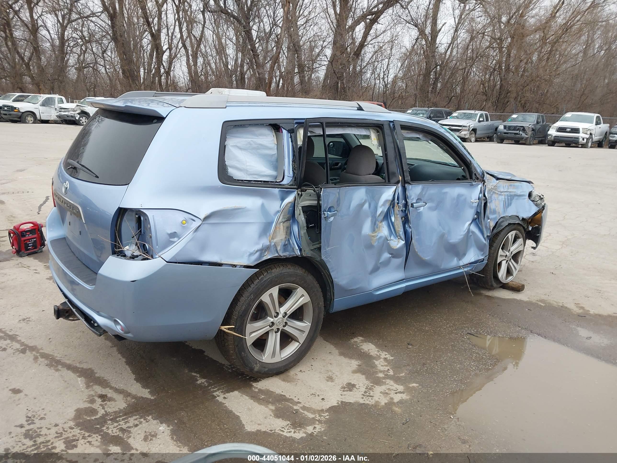 TOYOTA HIGHLANDER image 4