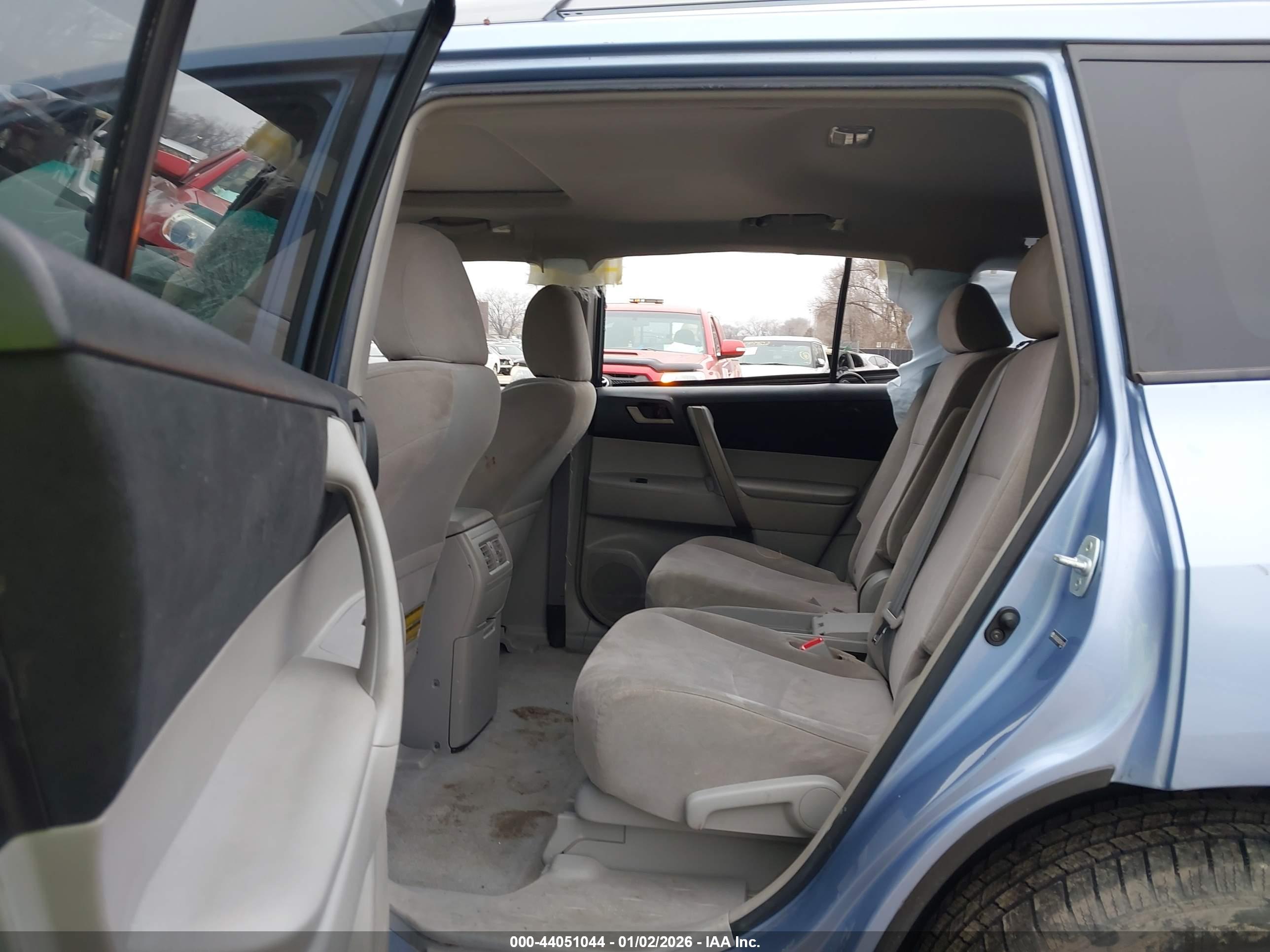 TOYOTA HIGHLANDER image 8