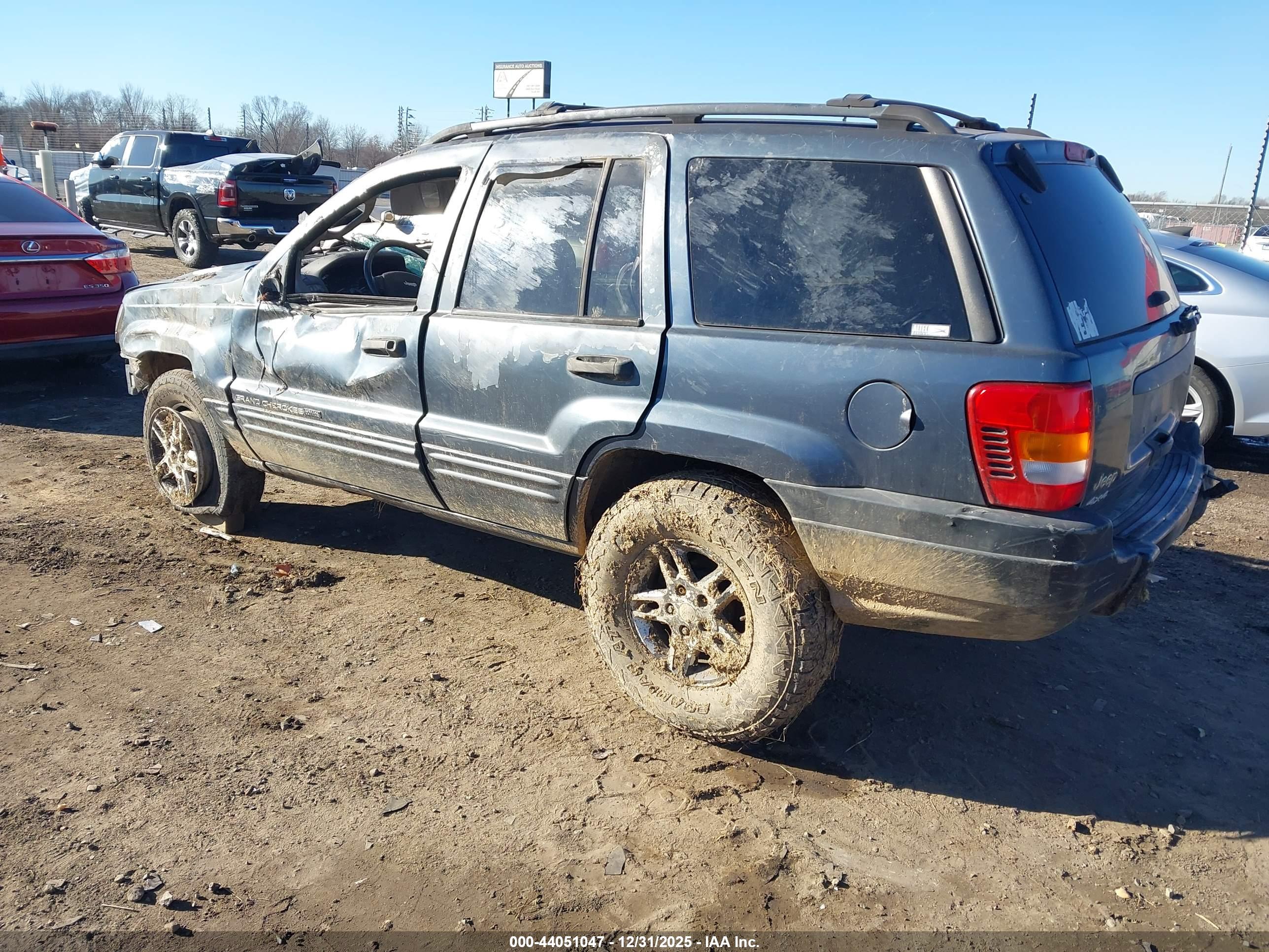 JEEP GRAND image 3
