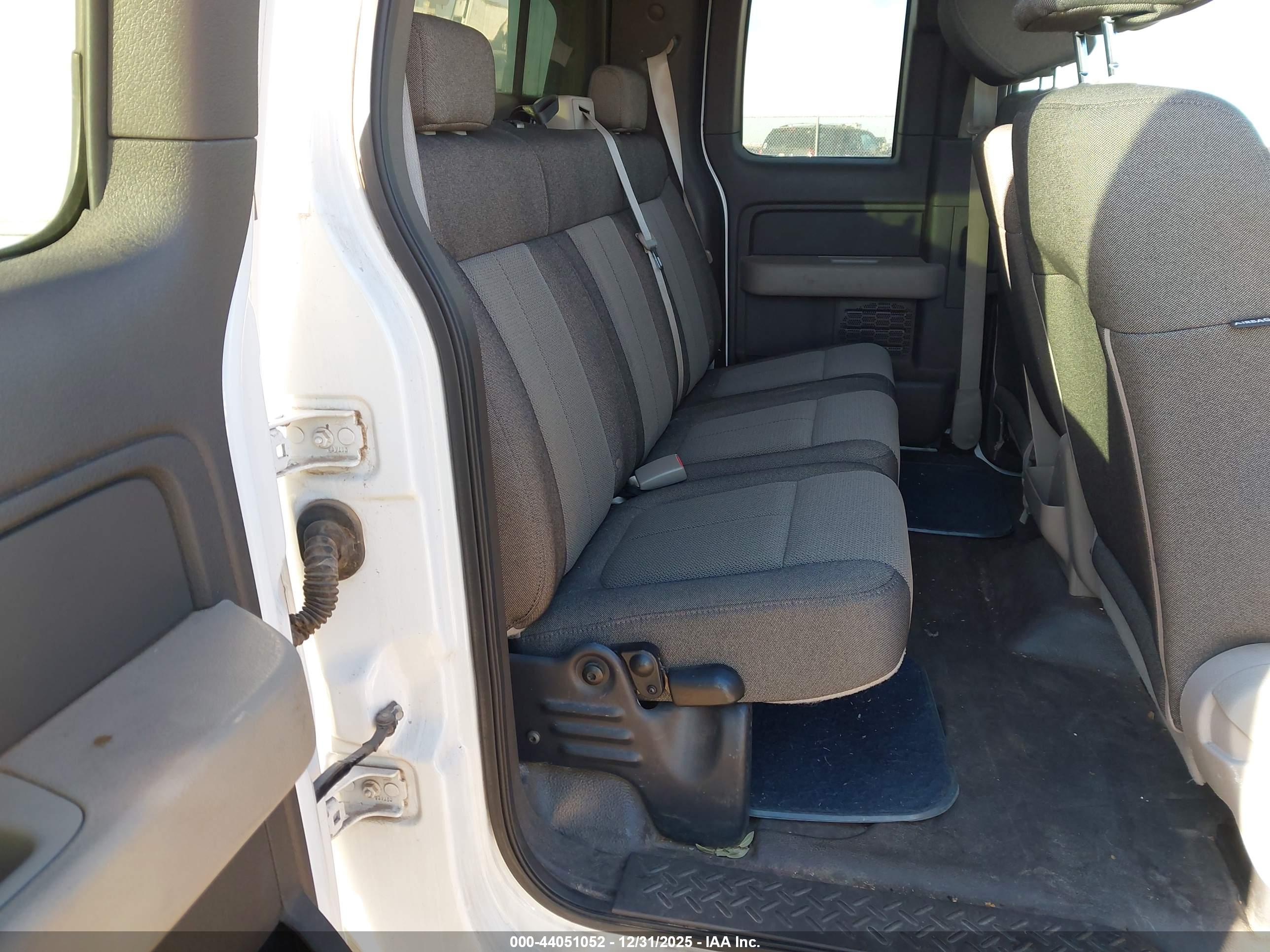 FORD F-150 image 8