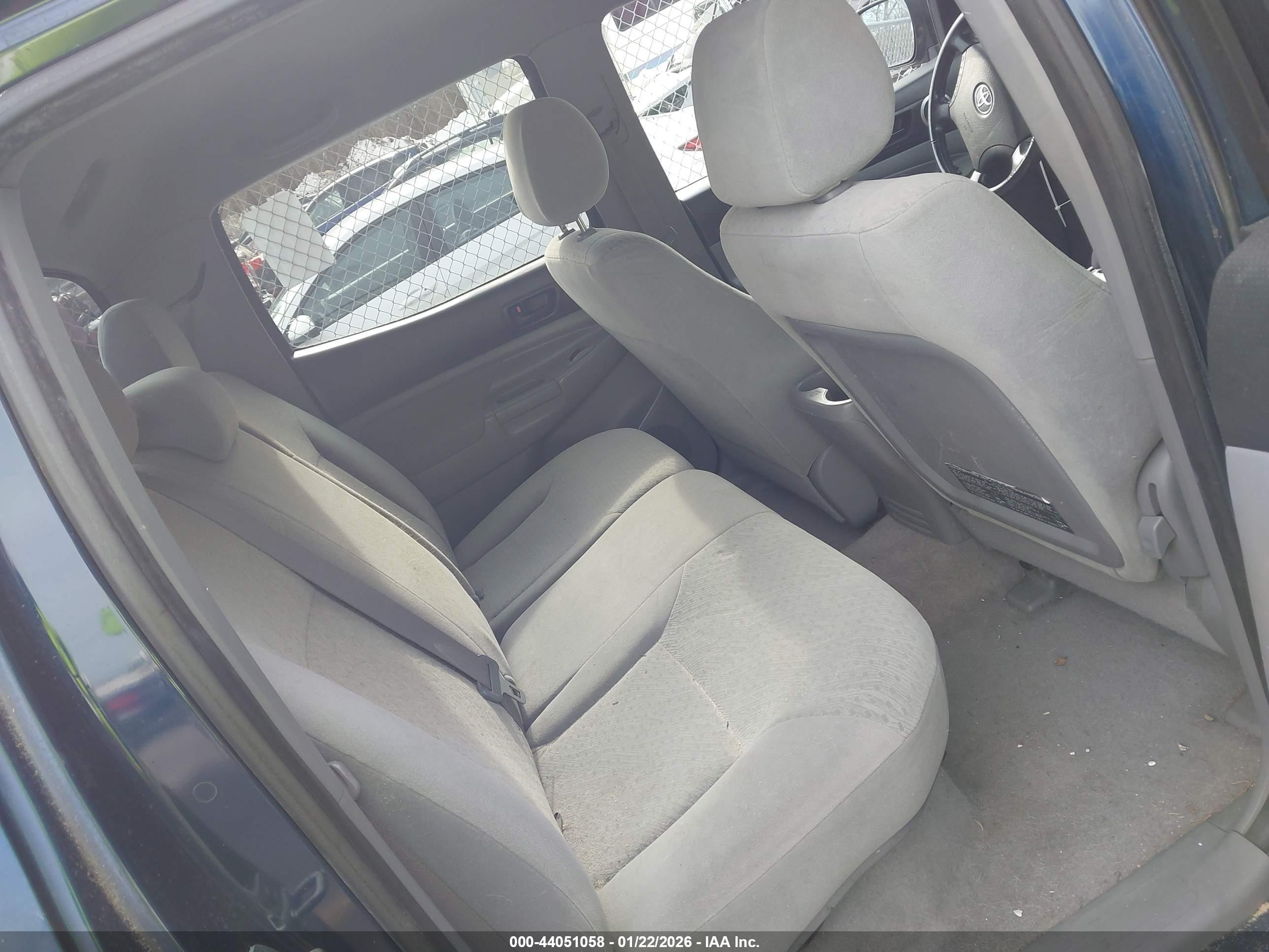 TOYOTA TACOMA image 8