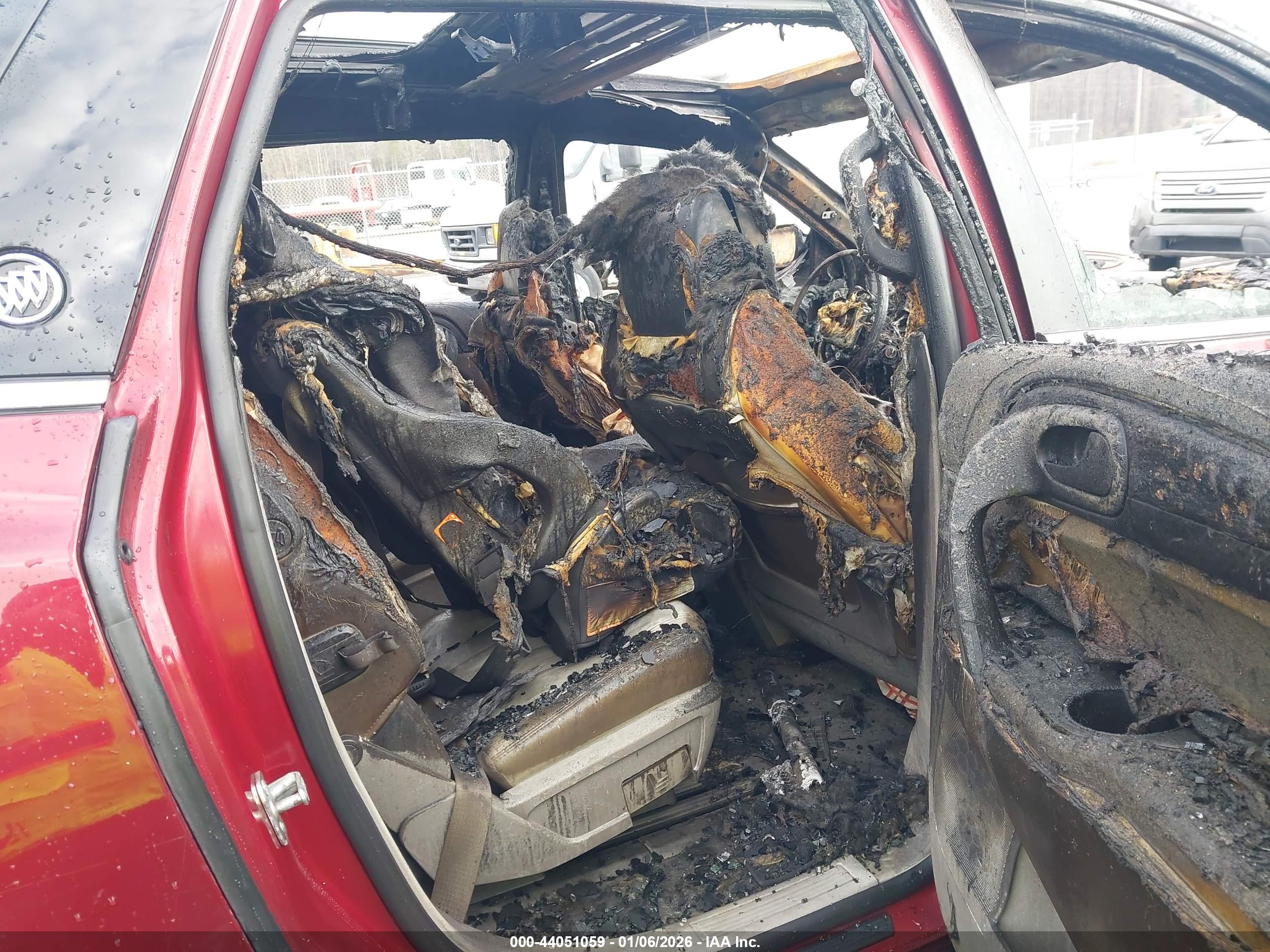 BUICK ENCLAVE image 8