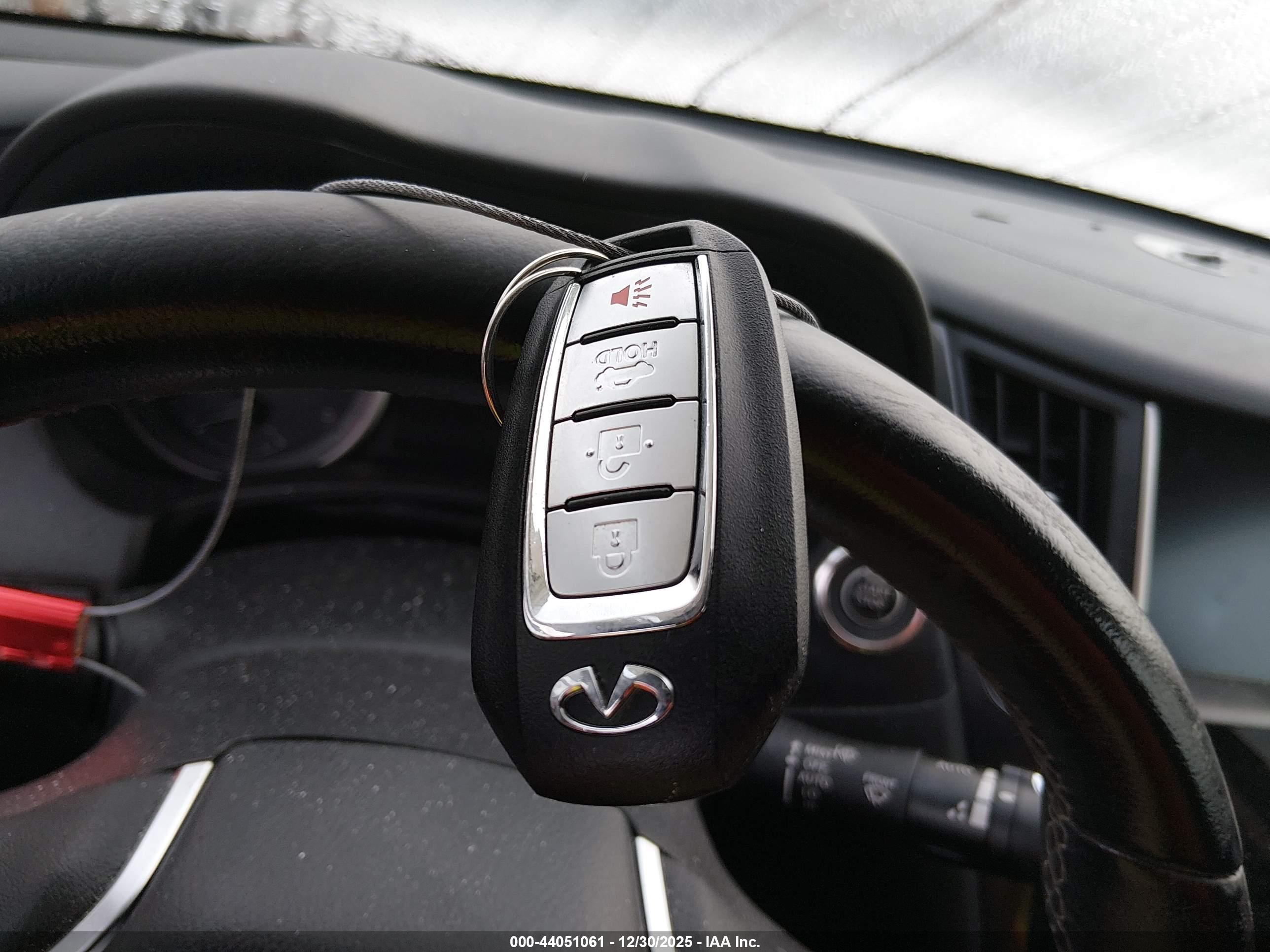 INFINITI Q50 image 11