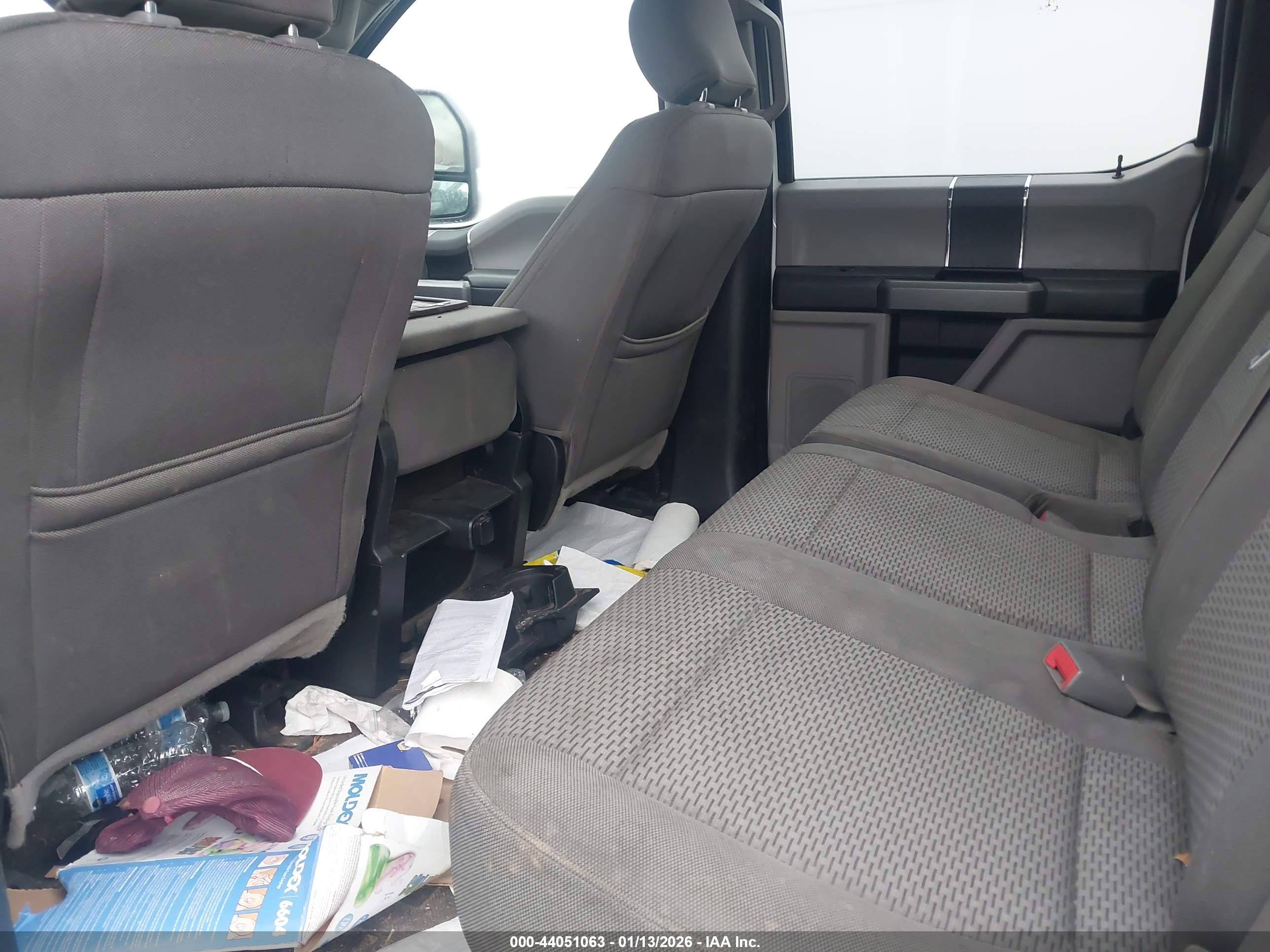 FORD F-350 image 8