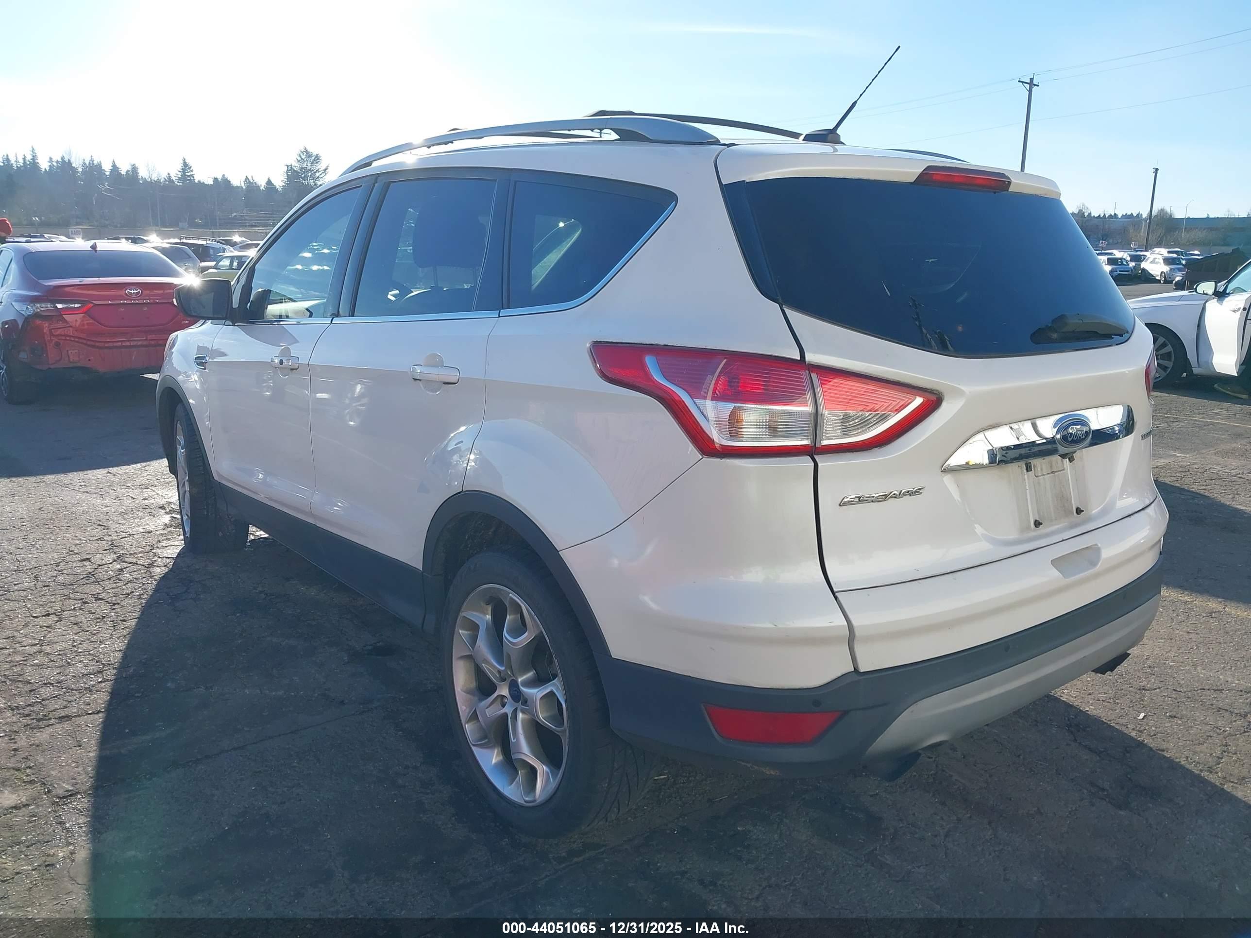 FORD ESCAPE image 3
