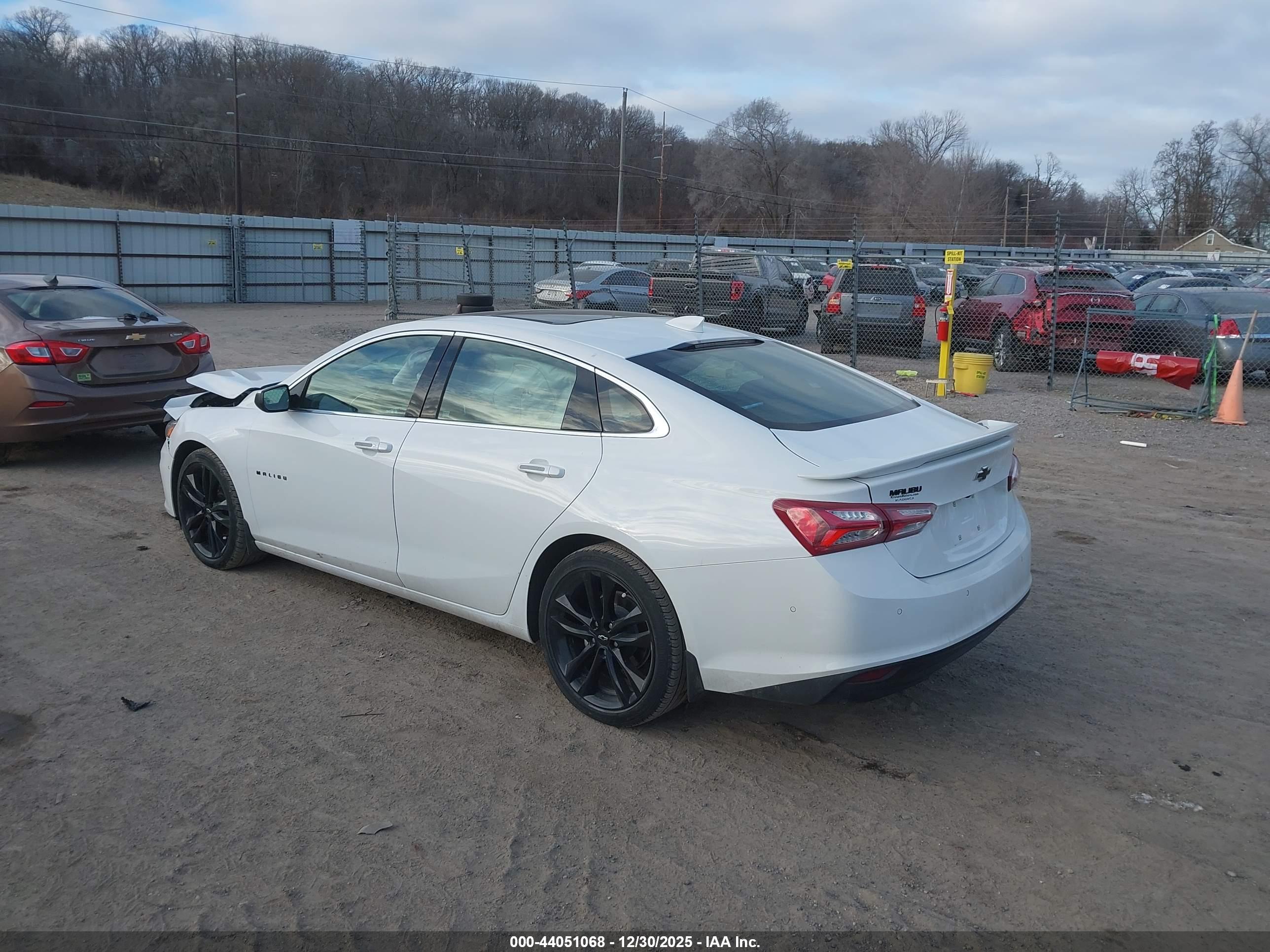 CHEVROLET MALIBU image 3