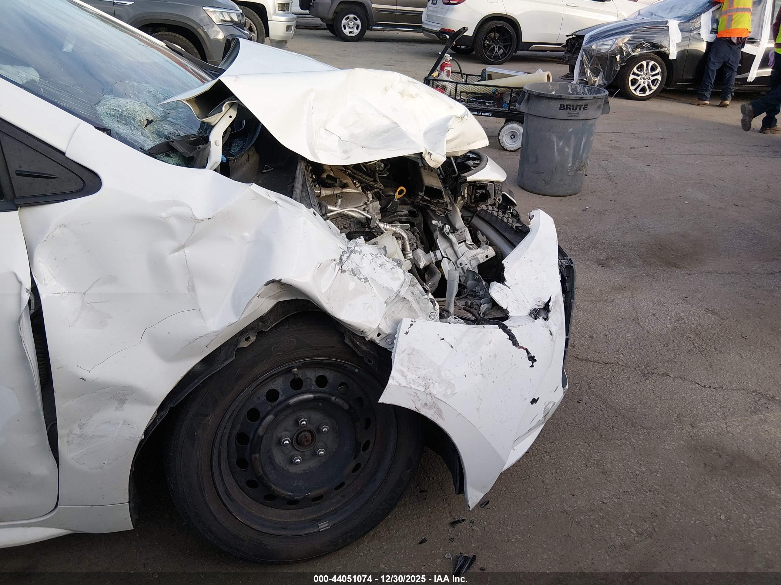 TOYOTA COROLLA image 6