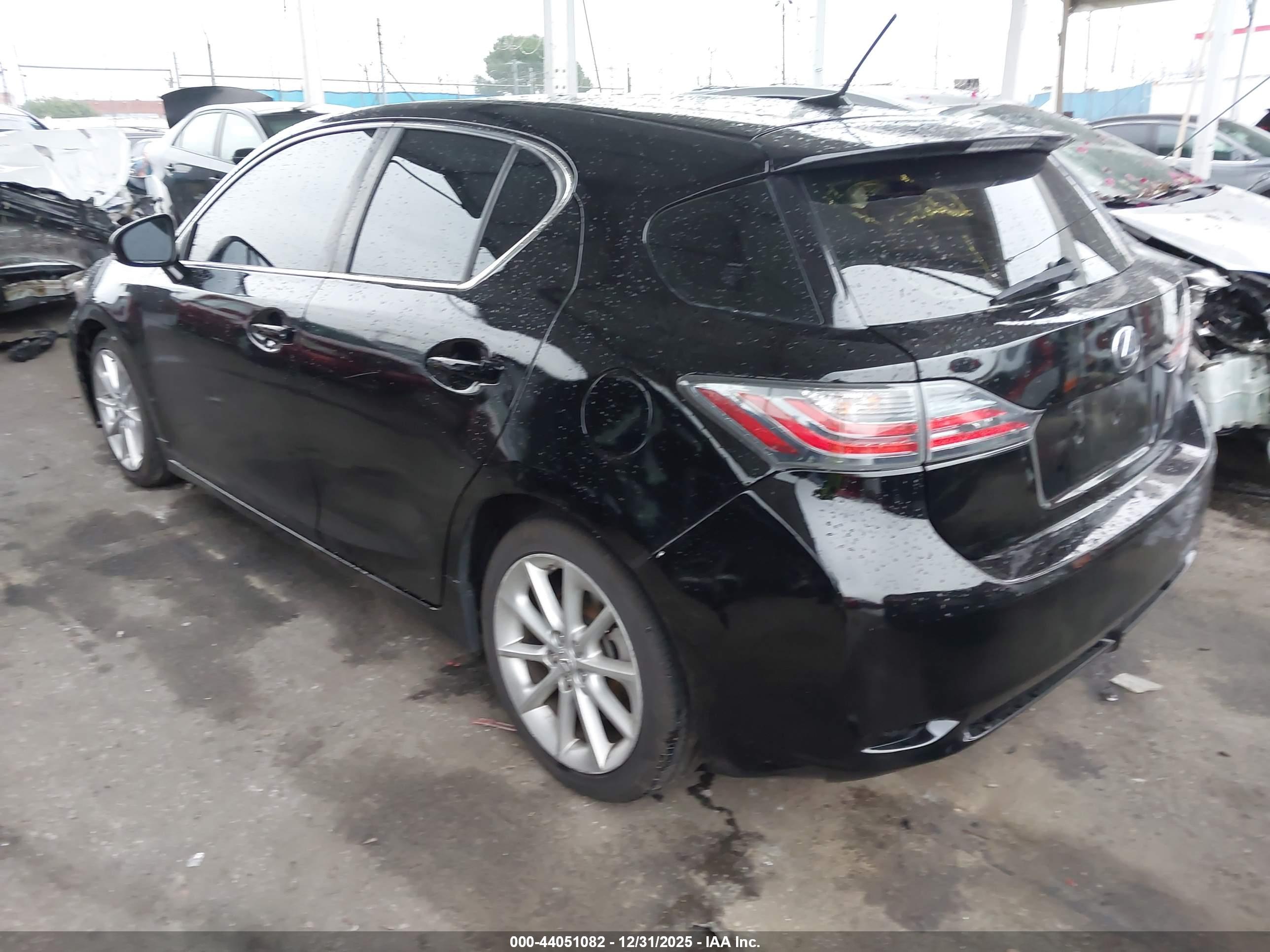 LEXUS CT image 3