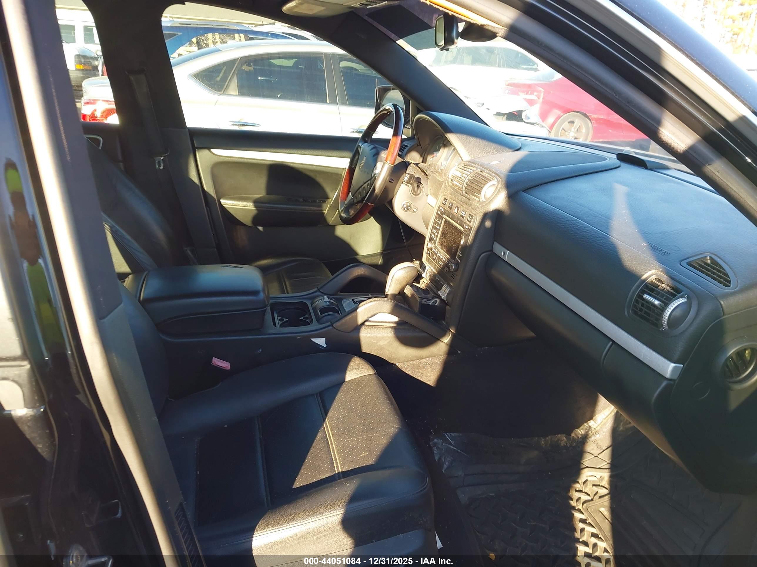 PORSCHE CAYENNE image 5
