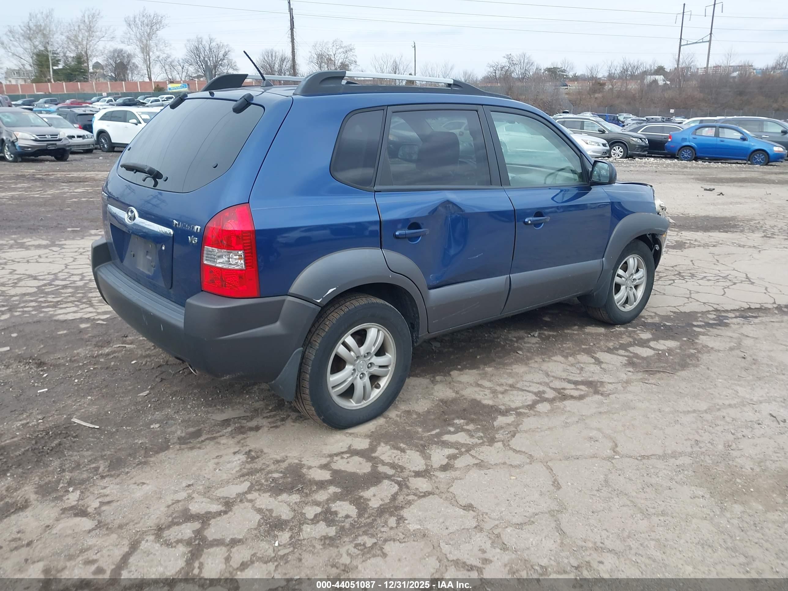 HYUNDAI TUCSON image 4