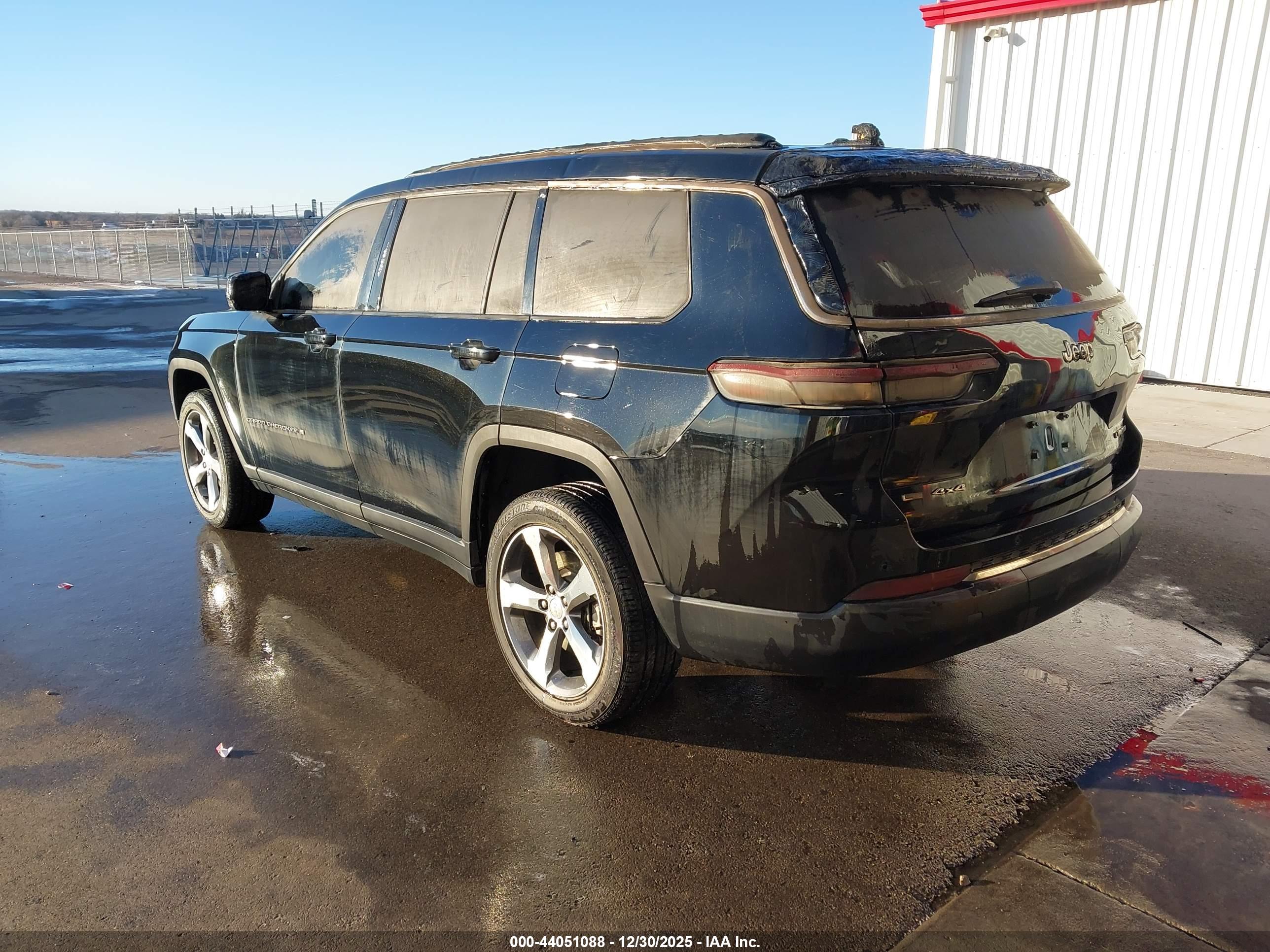 JEEP GRAND image 3