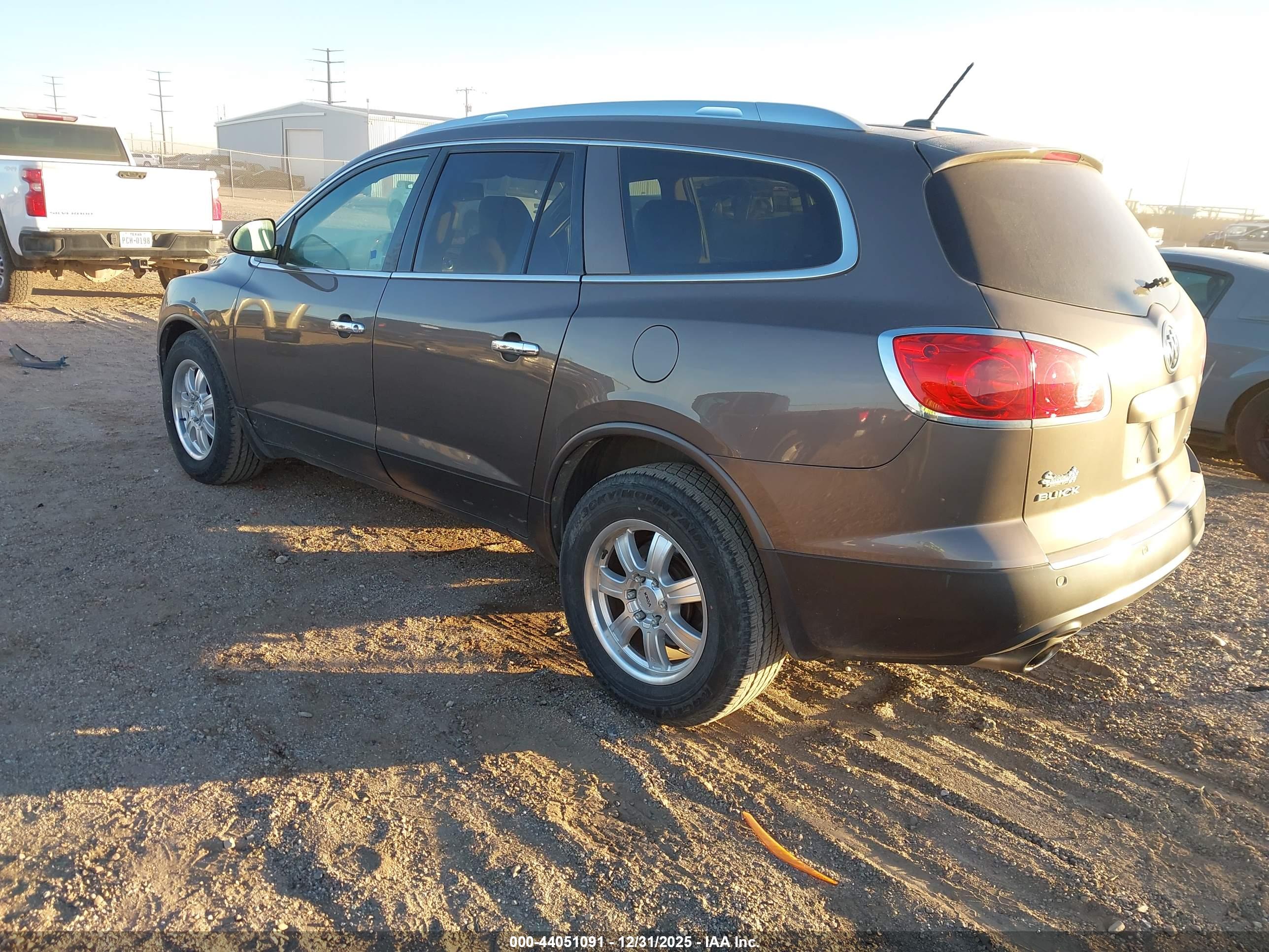 BUICK ENCLAVE image 3