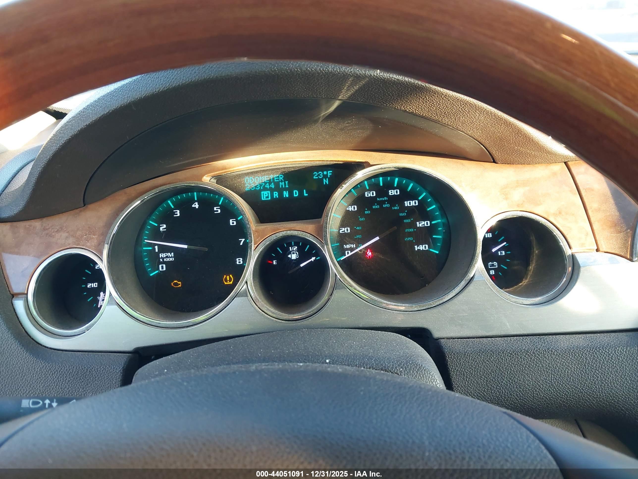BUICK ENCLAVE image 7