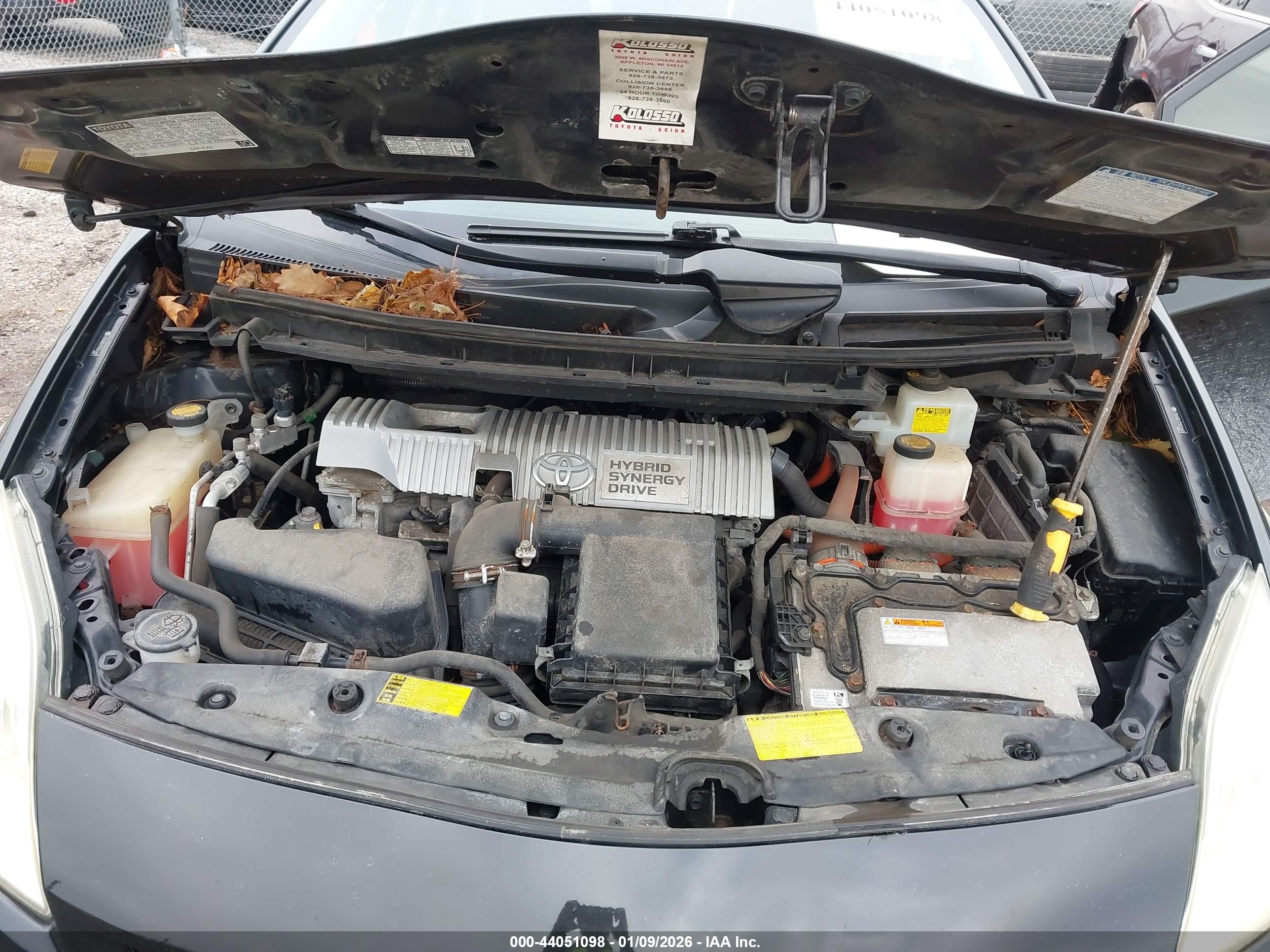 TOYOTA PRIUS image 10