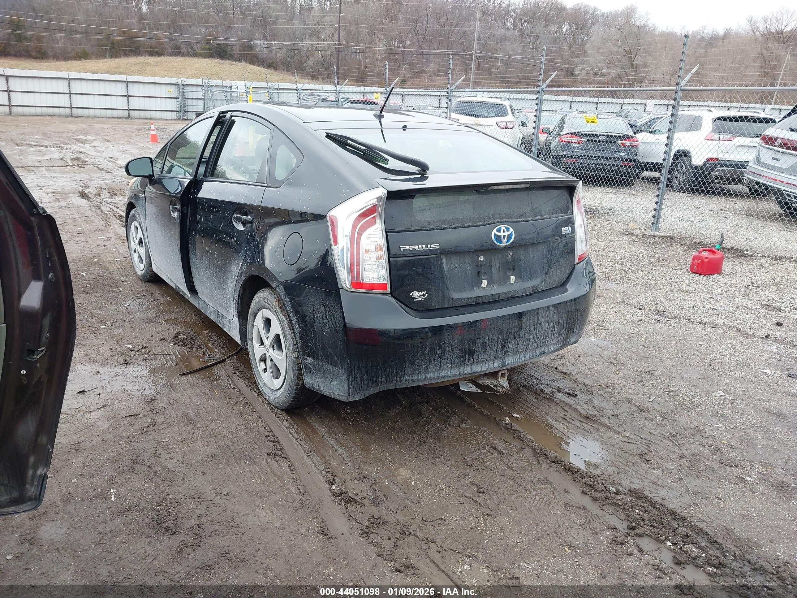 TOYOTA PRIUS image 3