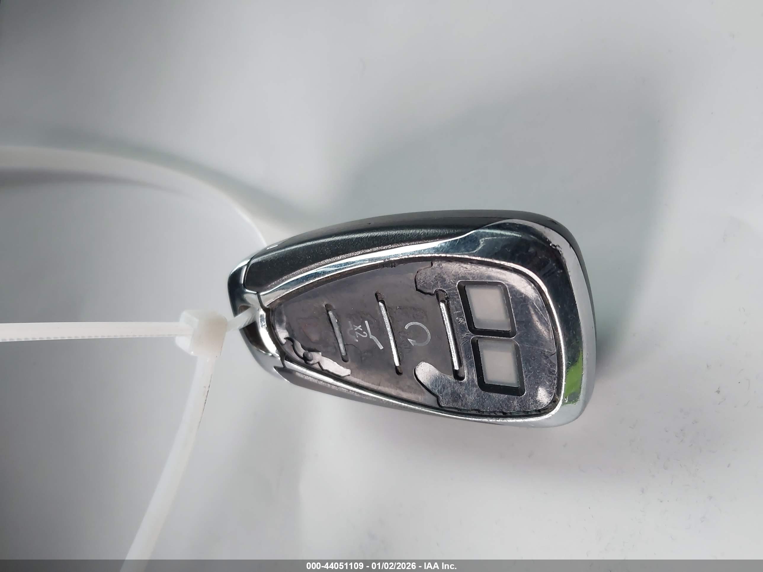 CHEVROLET BLAZER image 11