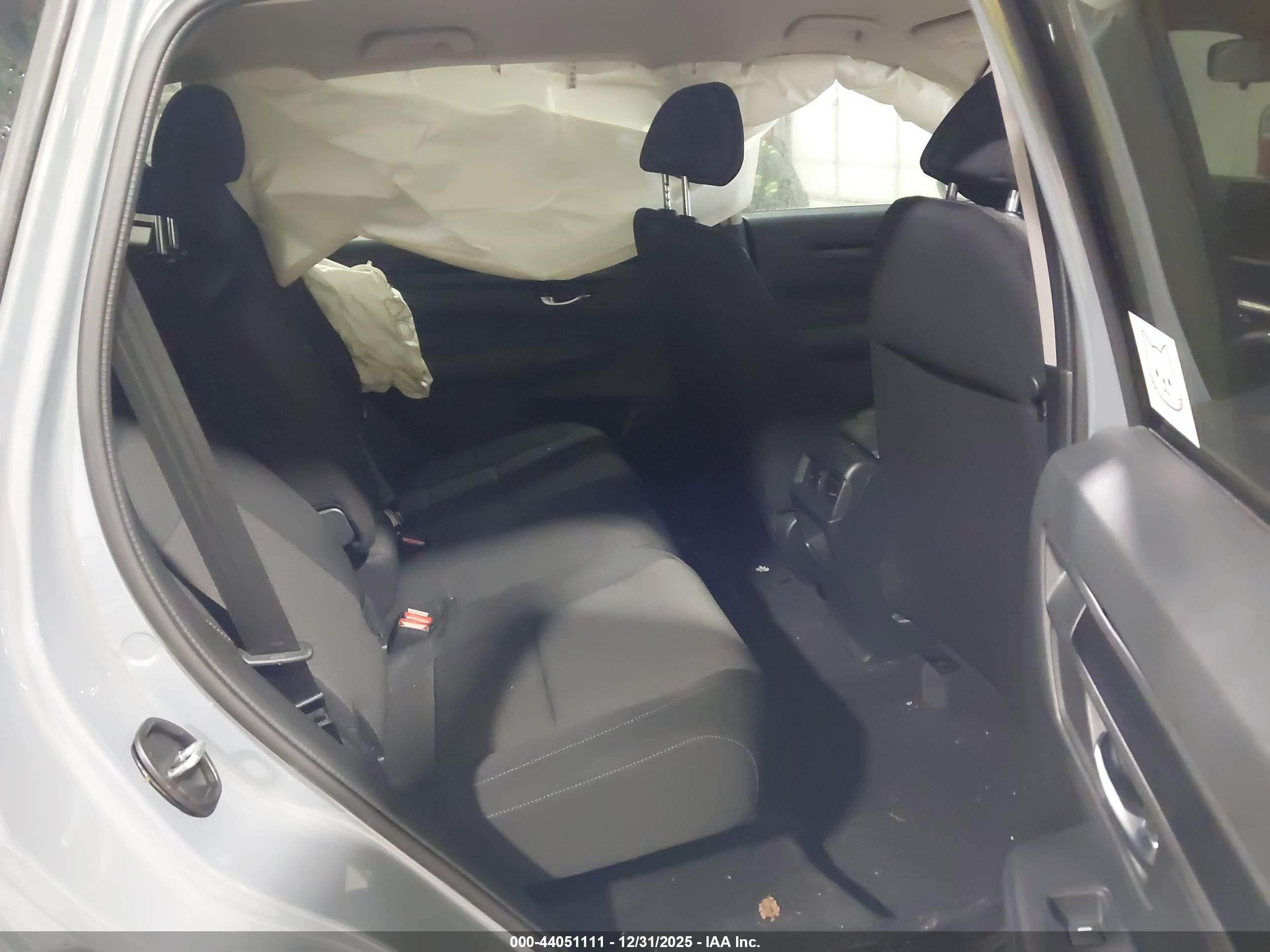 HONDA CR-V image 8