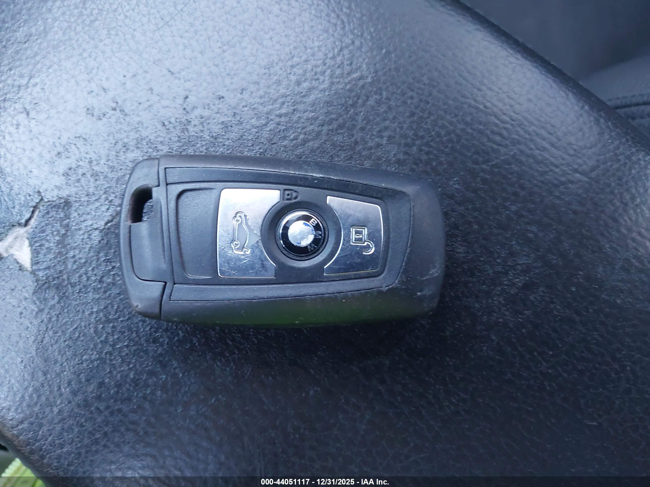 BMW 328I image 11