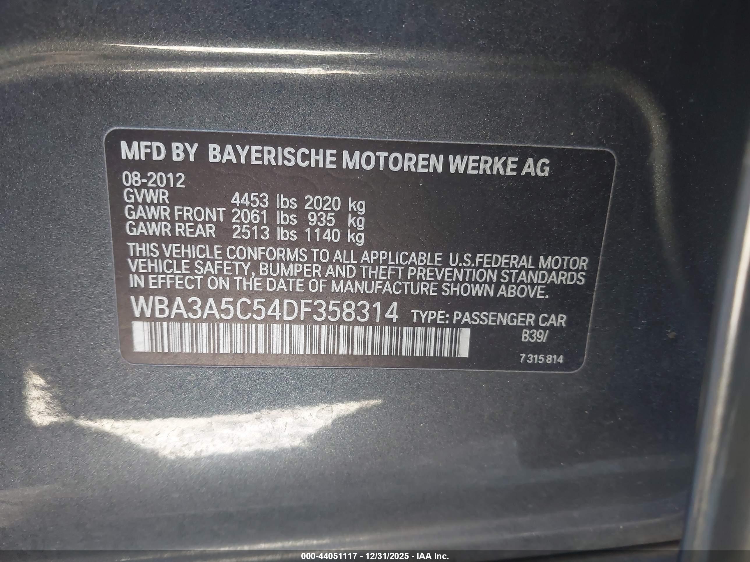 BMW 328I image 9