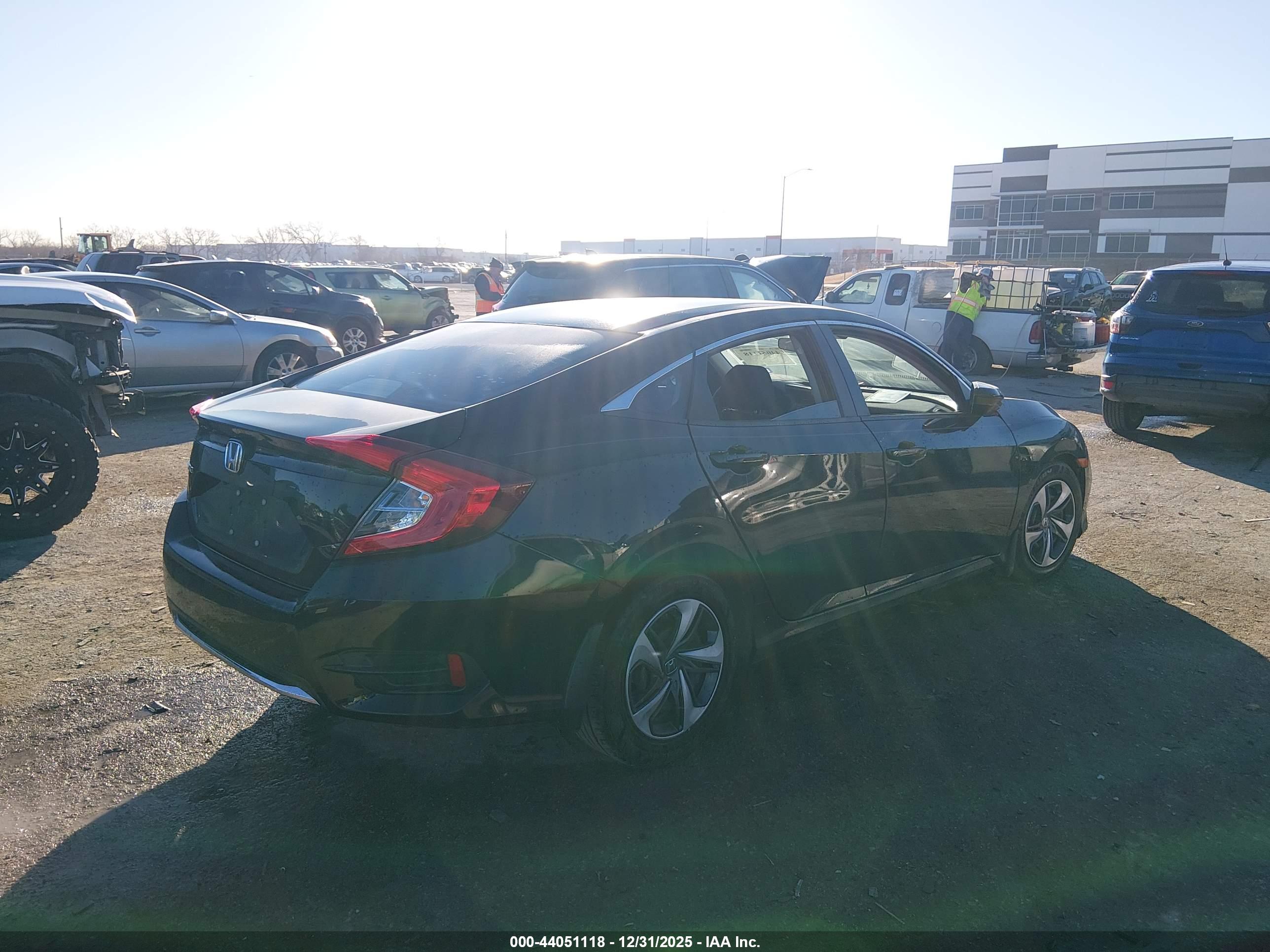 HONDA CIVIC image 4