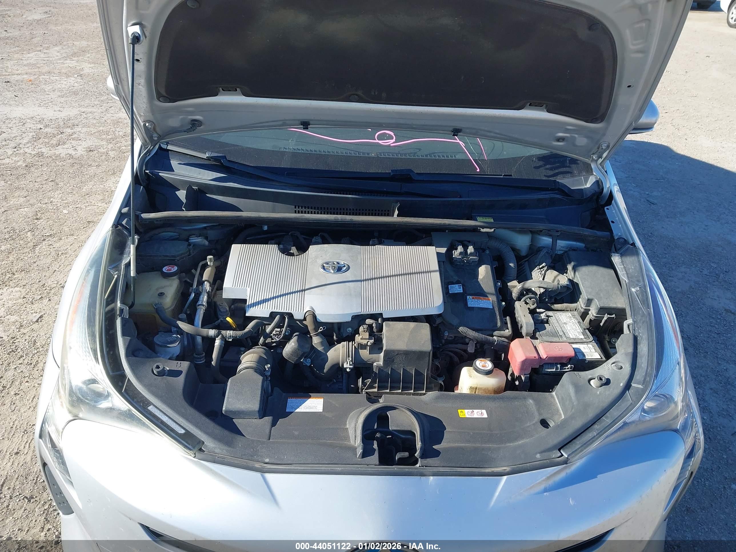 TOYOTA PRIUS image 10