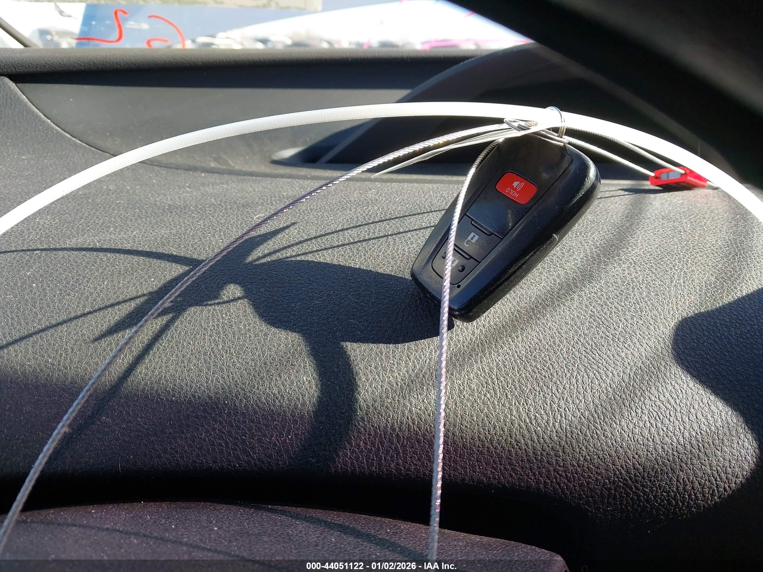 TOYOTA PRIUS image 11