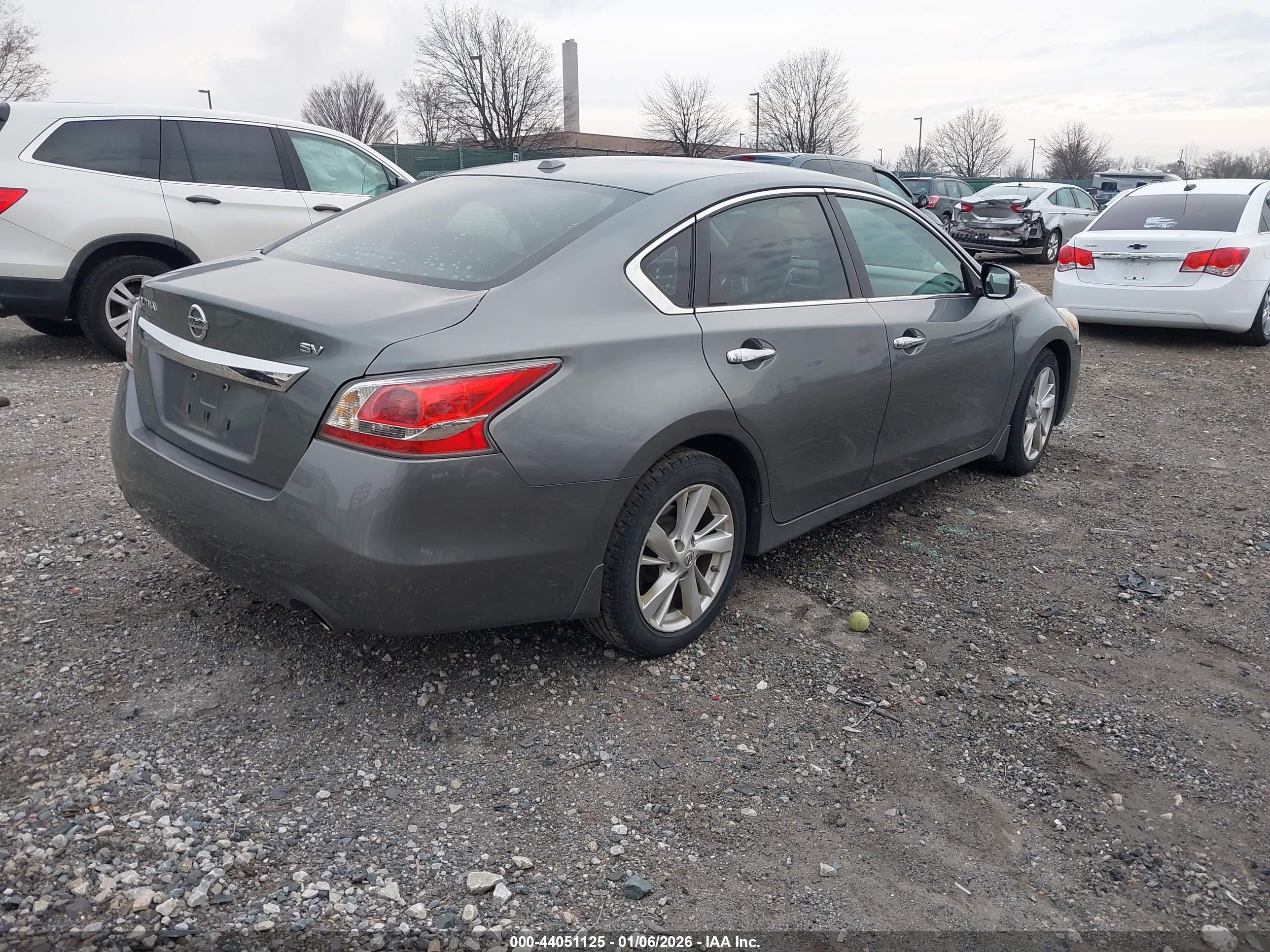 NISSAN ALTIMA image 4