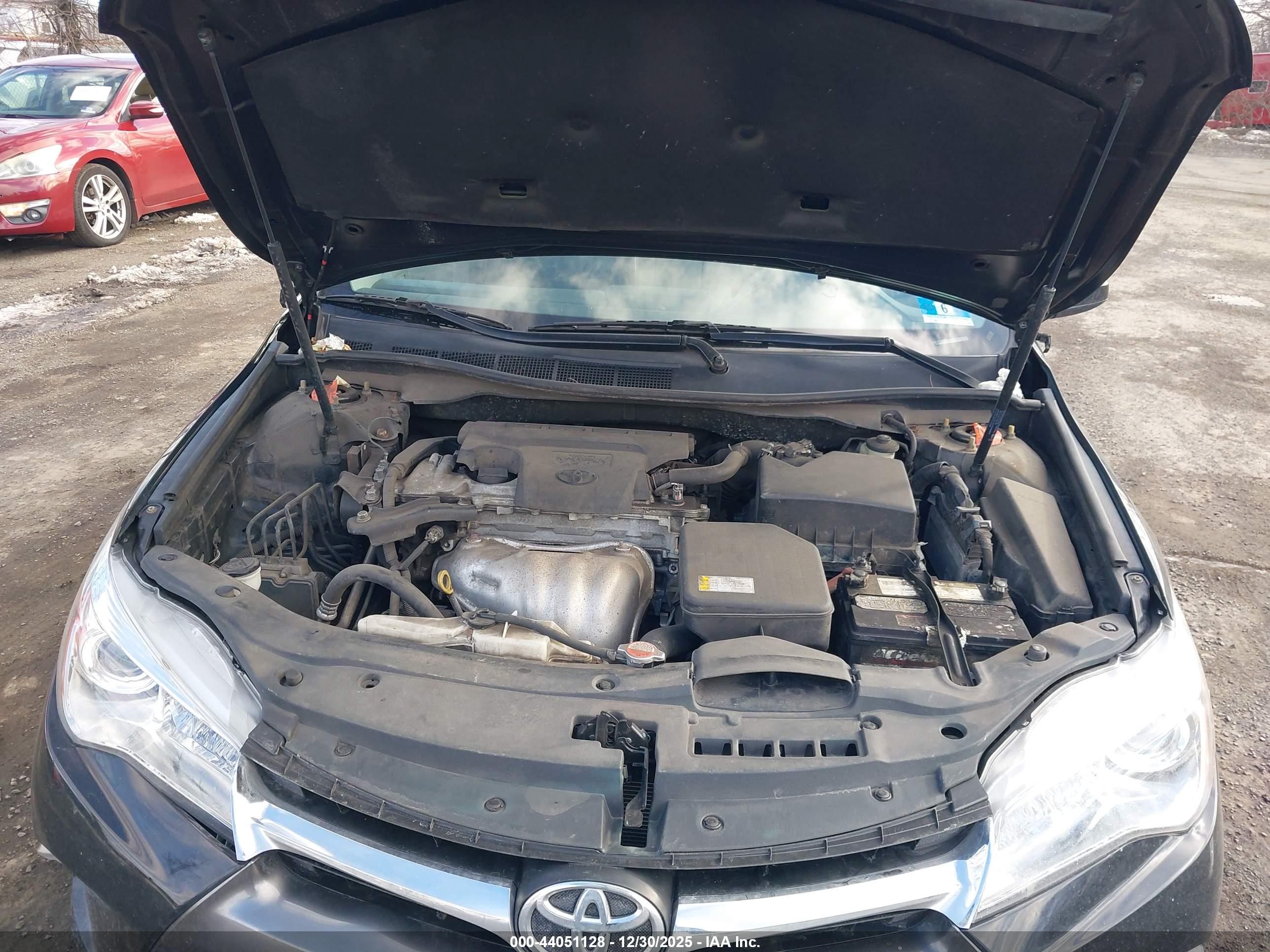 TOYOTA CAMRY image 10