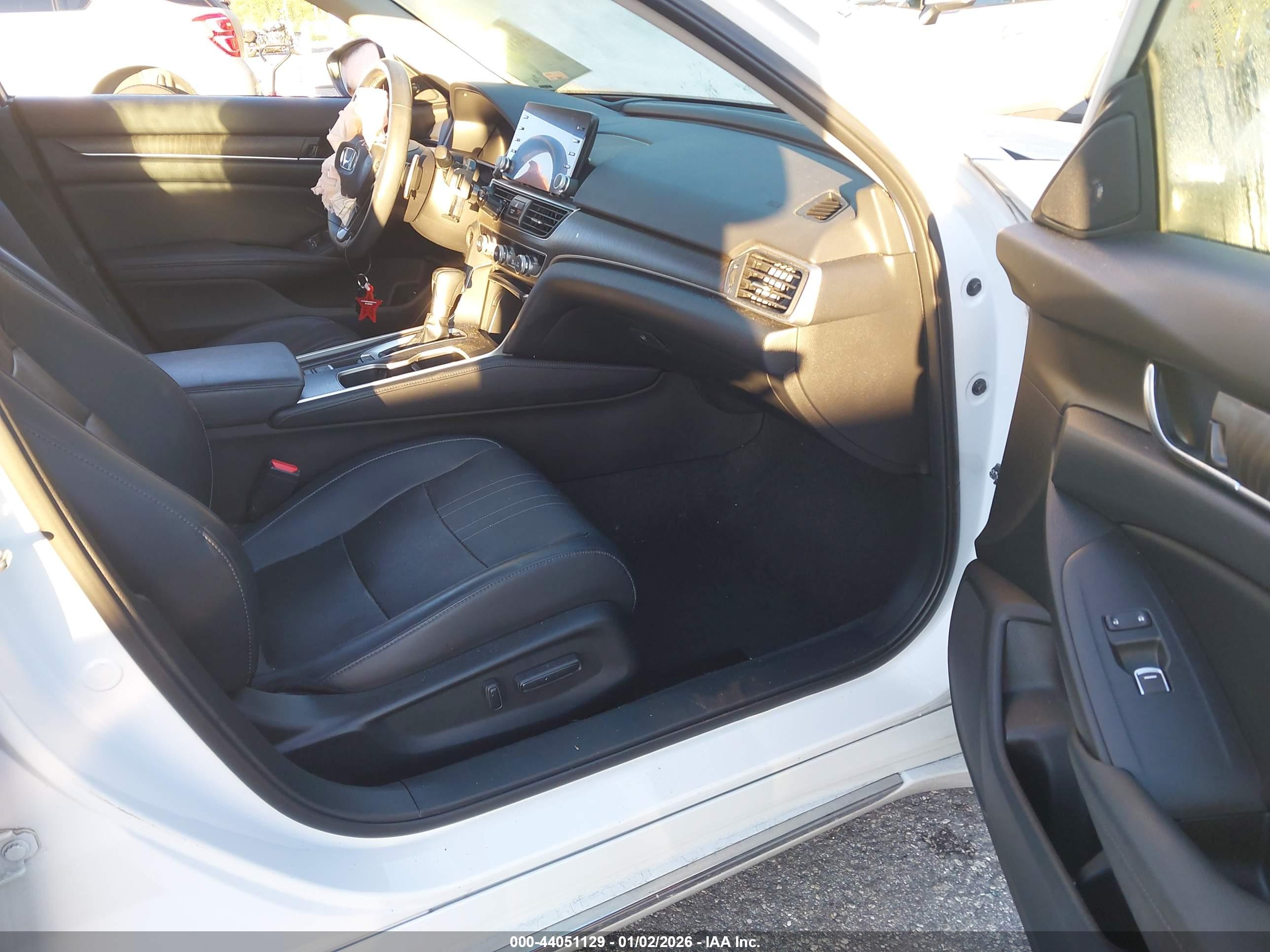 HONDA ACCORD image 5