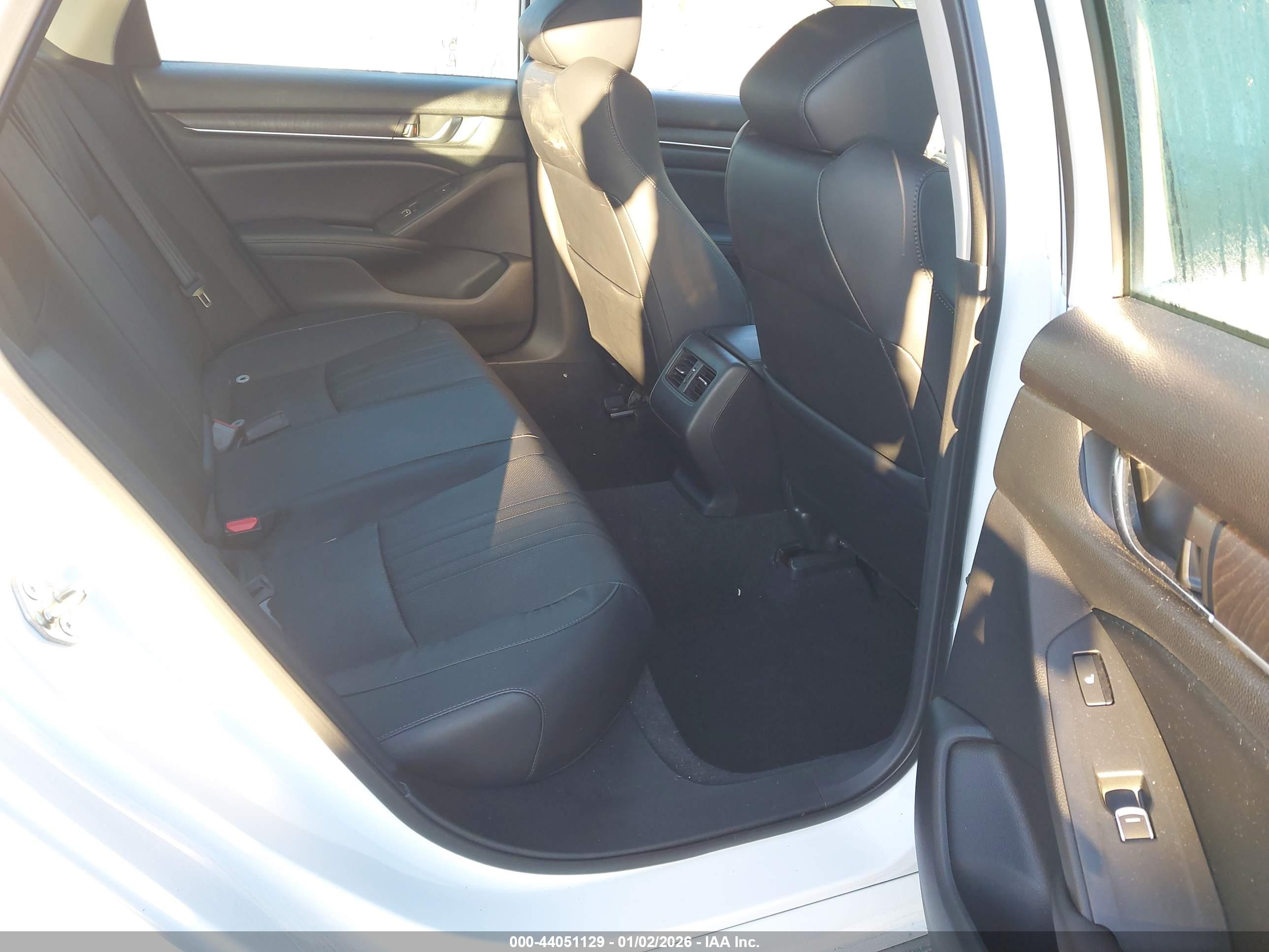 HONDA ACCORD image 8
