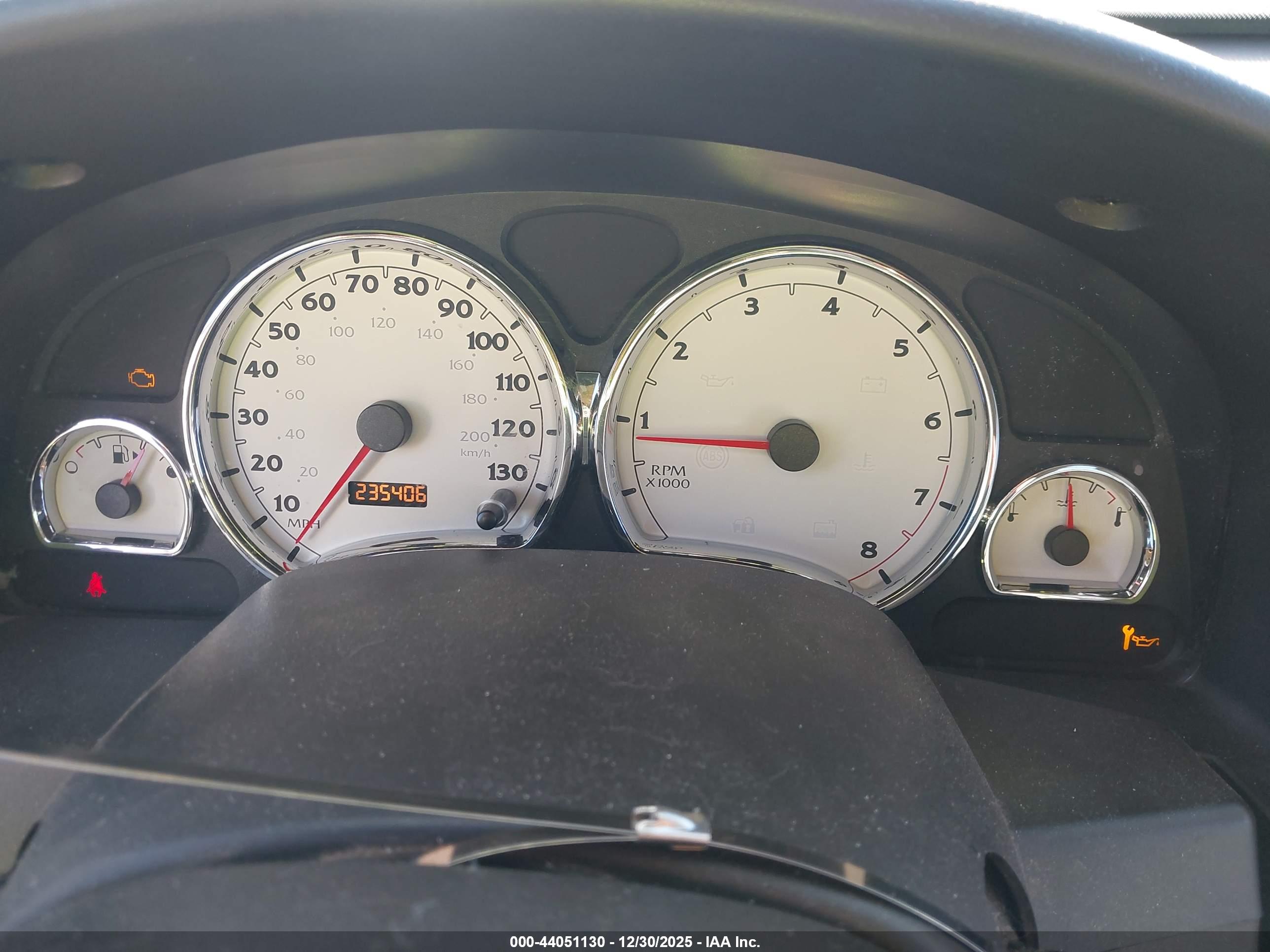 SATURN VUE image 7