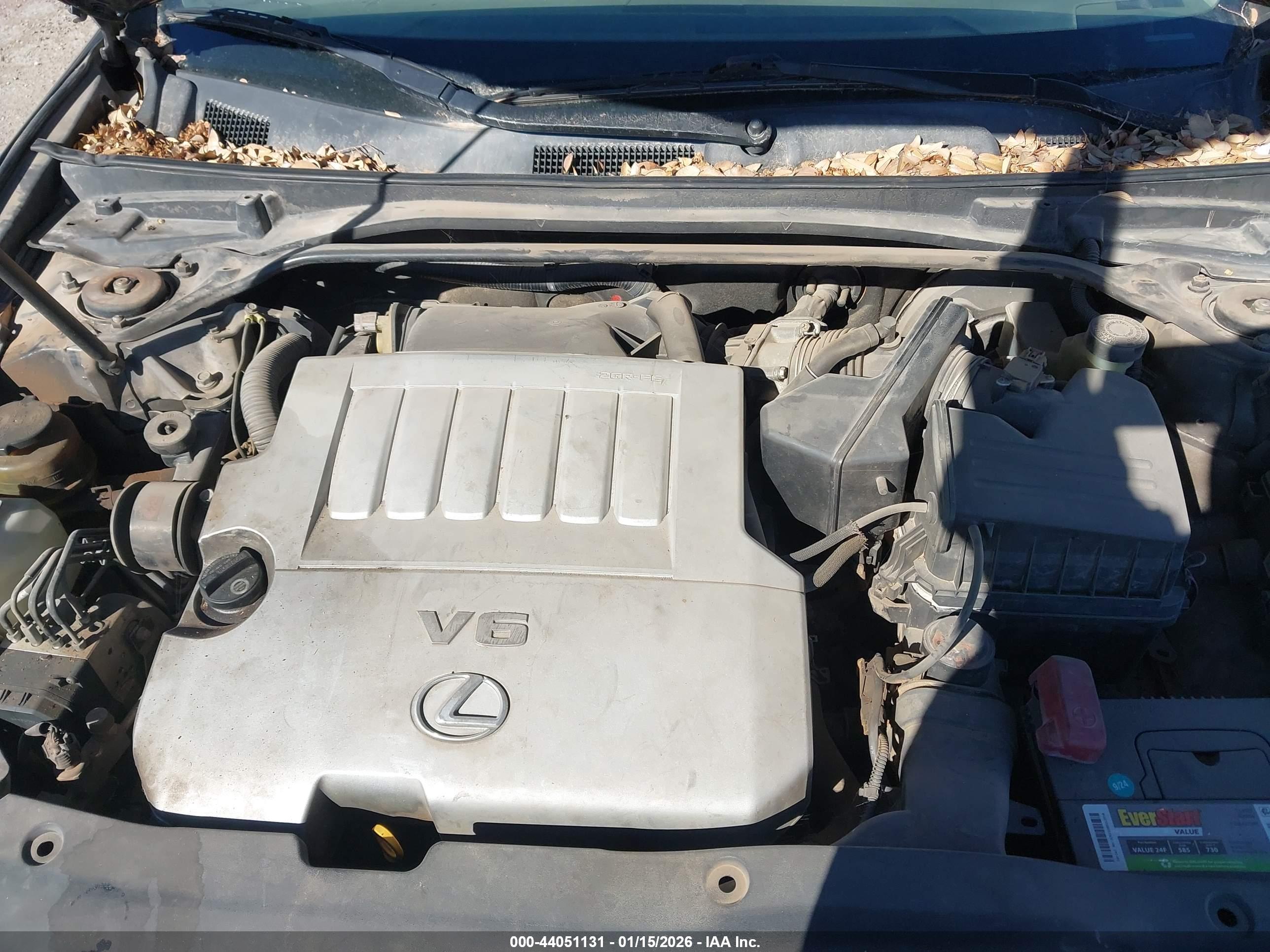 LEXUS ES image 10