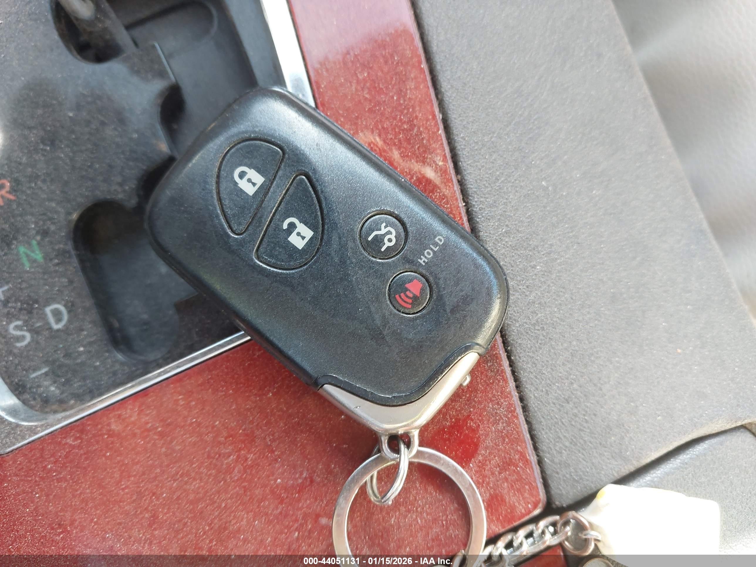 LEXUS ES image 11