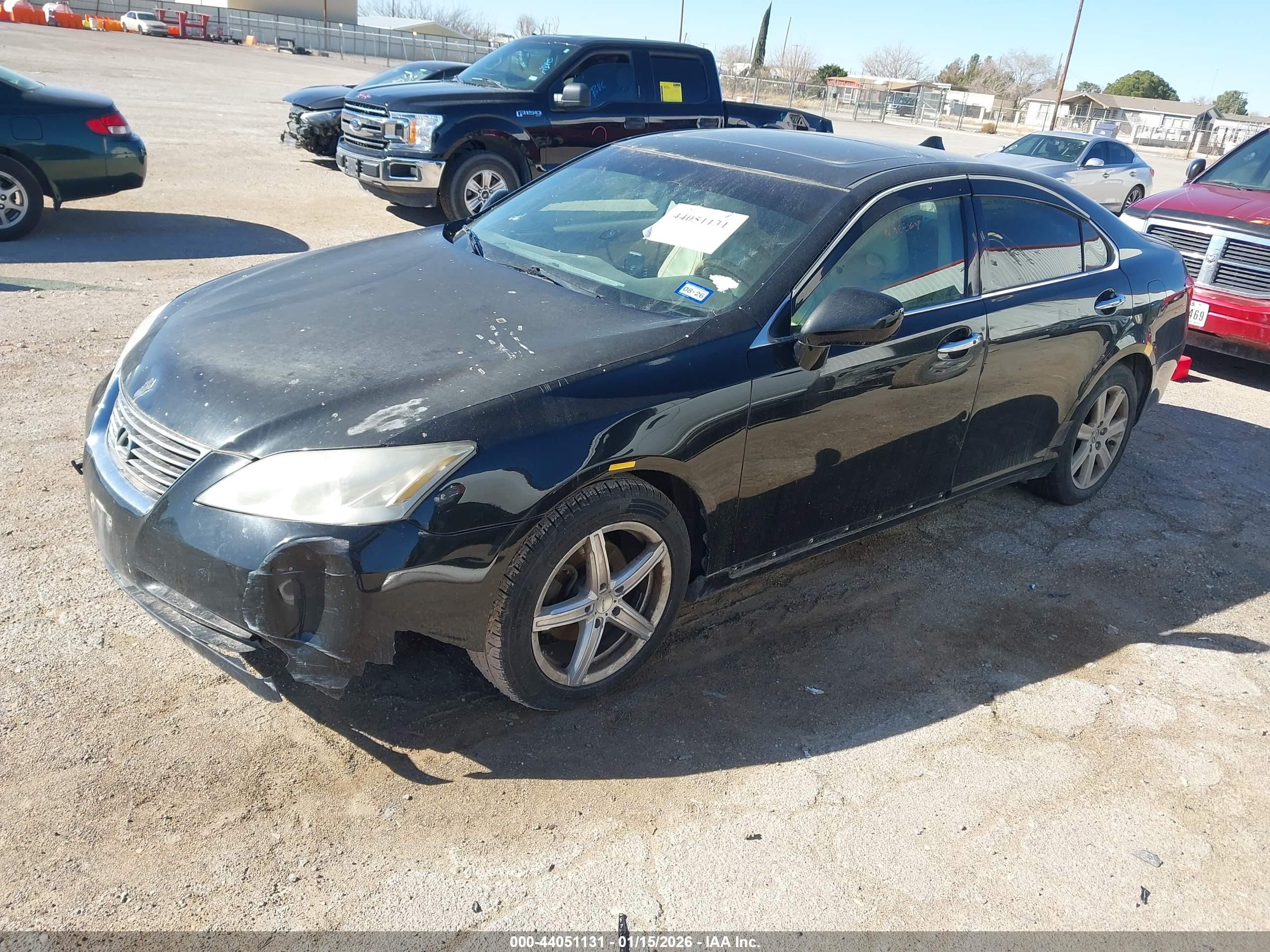 LEXUS ES image 2