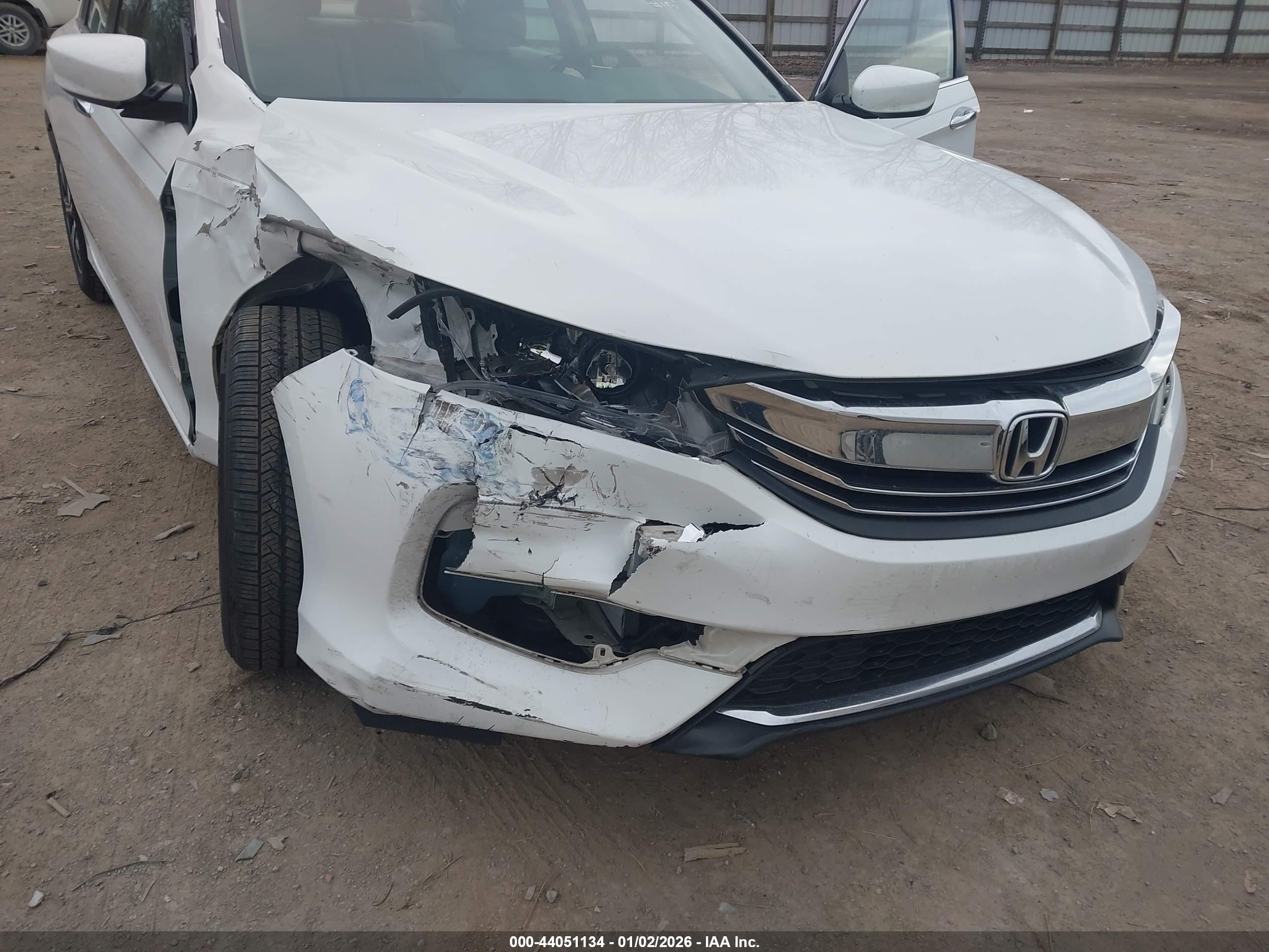 HONDA ACCORD image 6