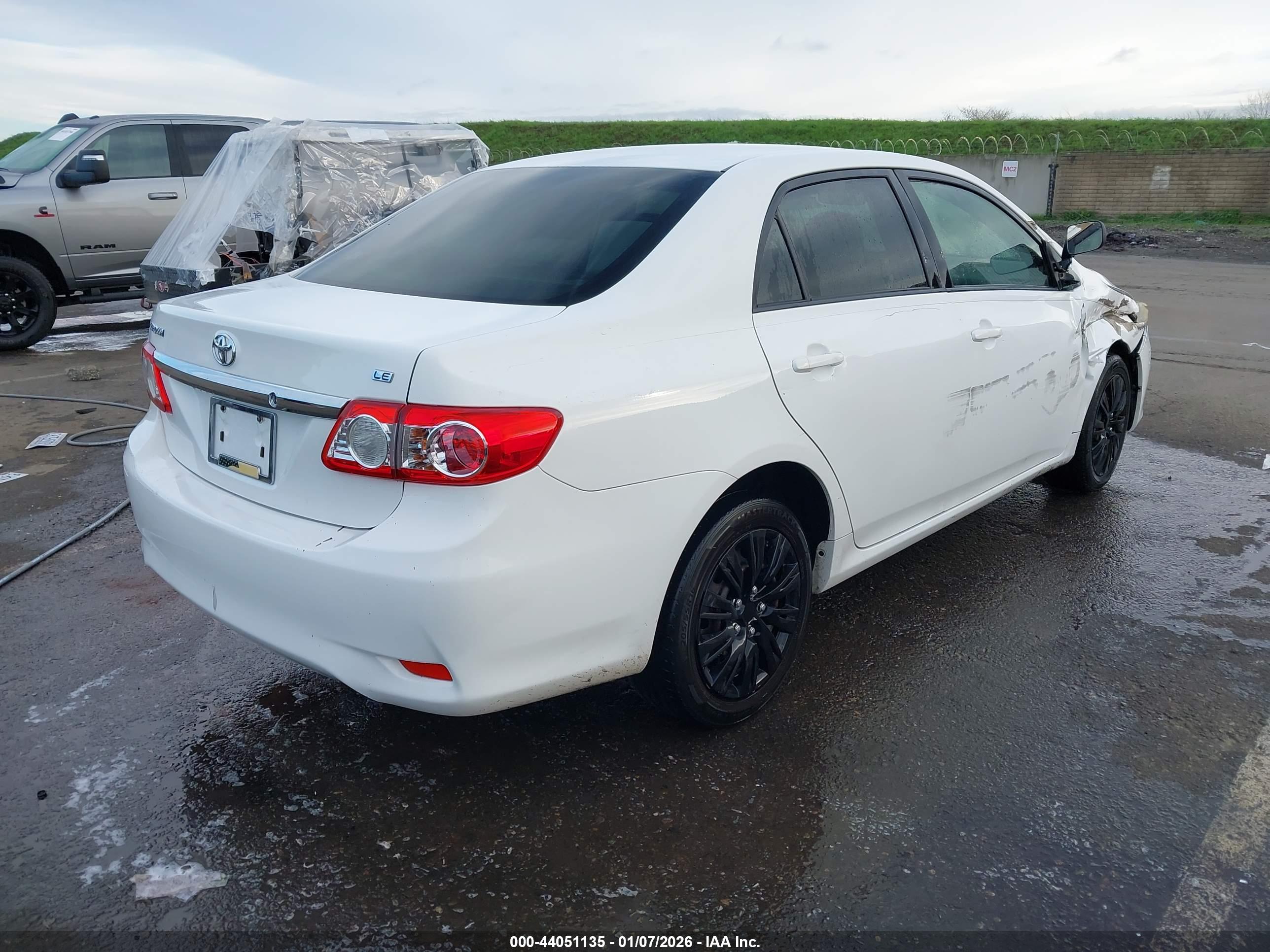 TOYOTA COROLLA image 4