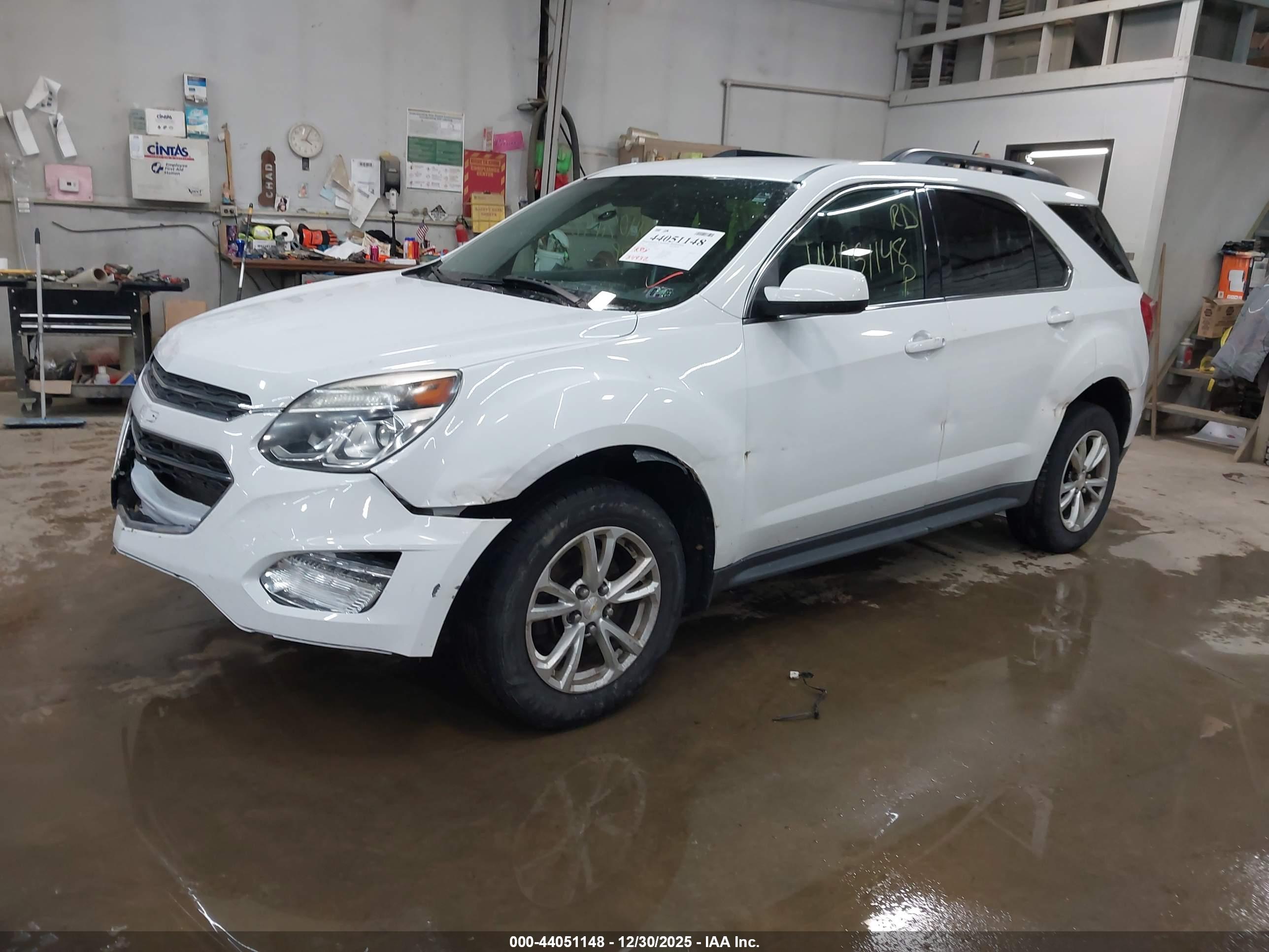 CHEVROLET EQUINOX image 2