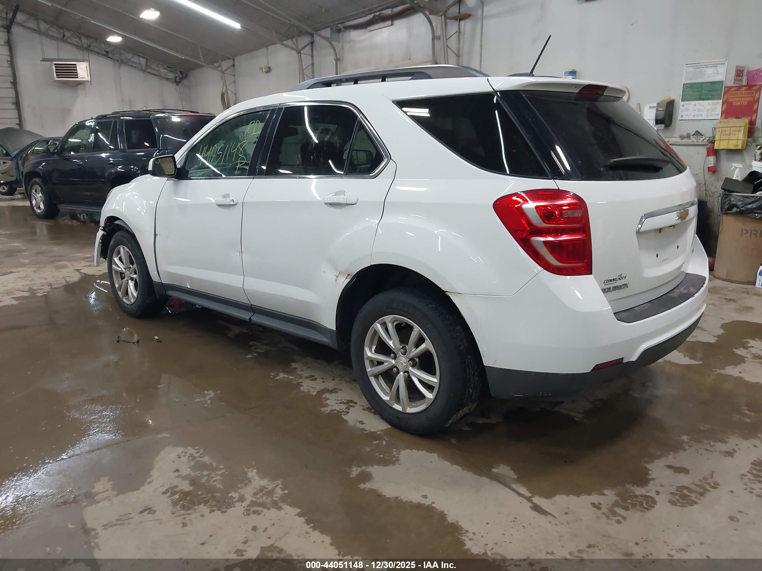 CHEVROLET EQUINOX image 3