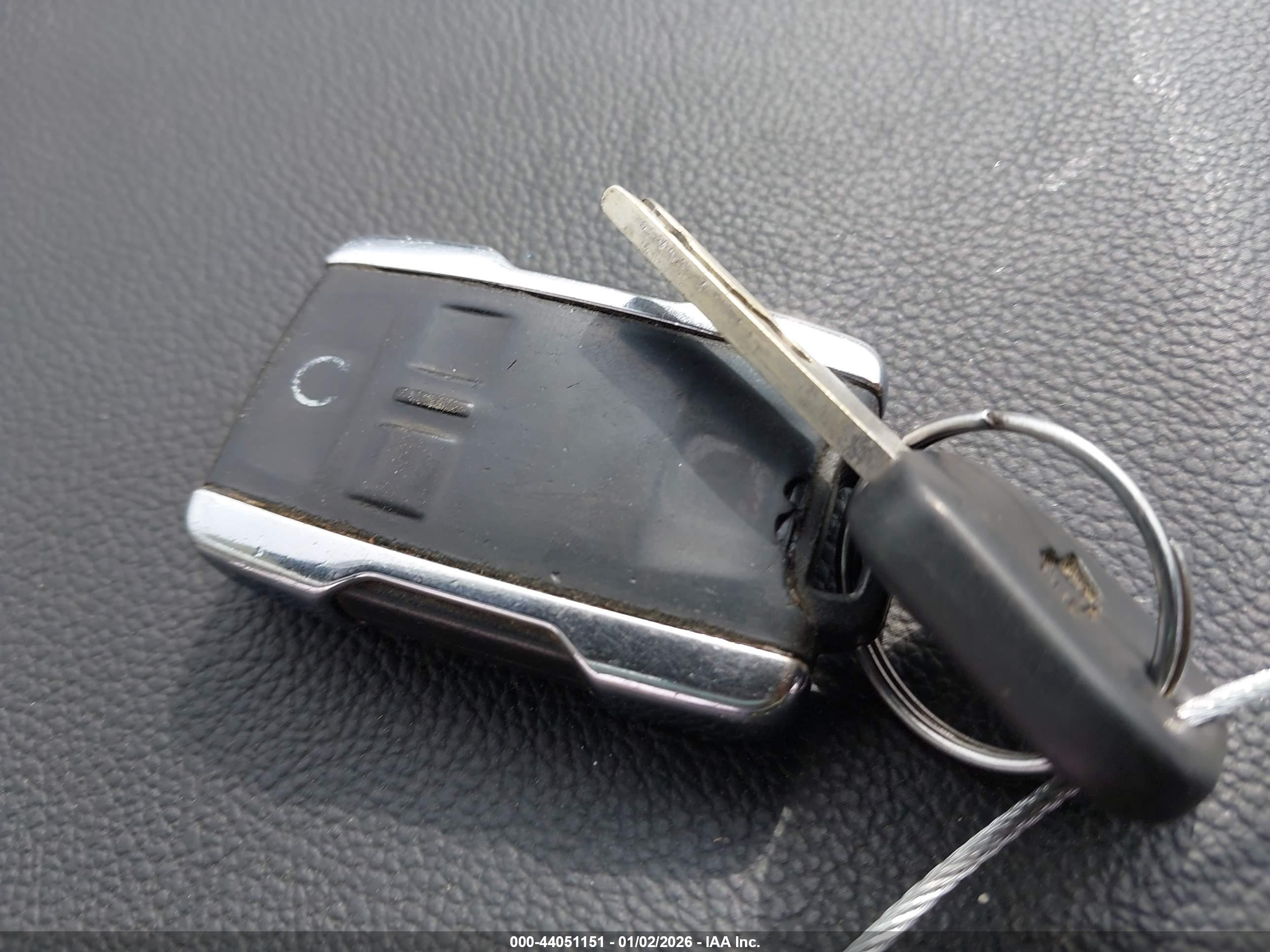 CHEVROLET COLORADO image 11