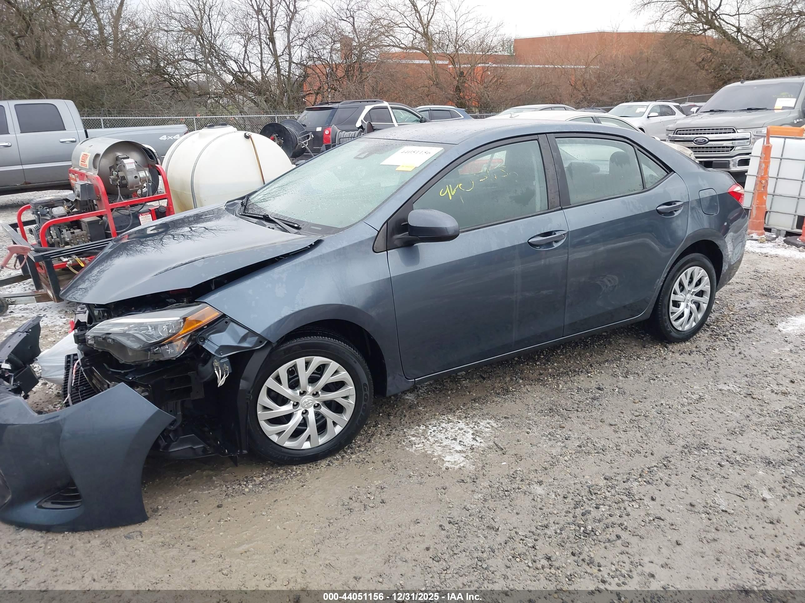 TOYOTA COROLLA image 2