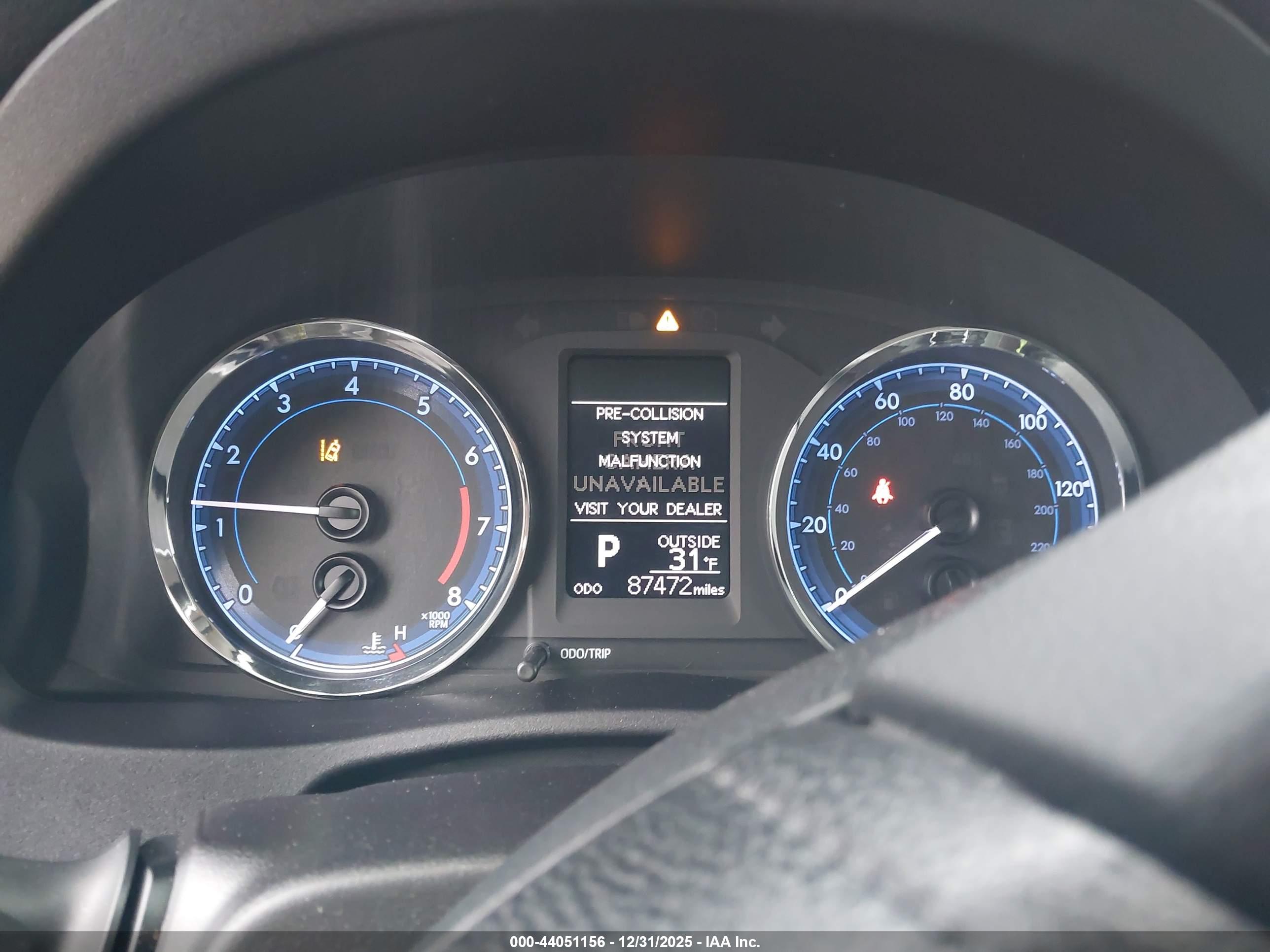 TOYOTA COROLLA image 7