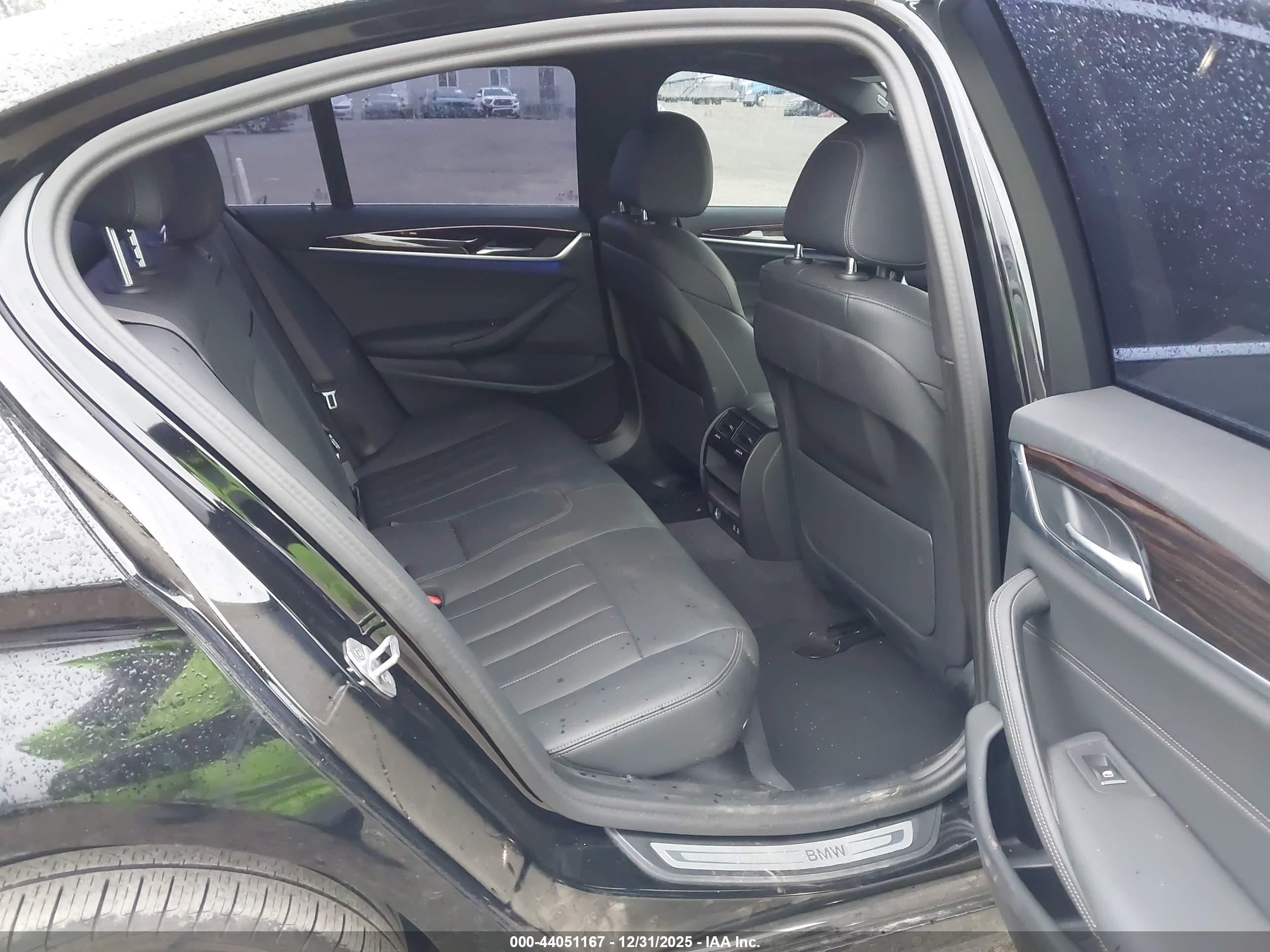 BMW 530 image 8