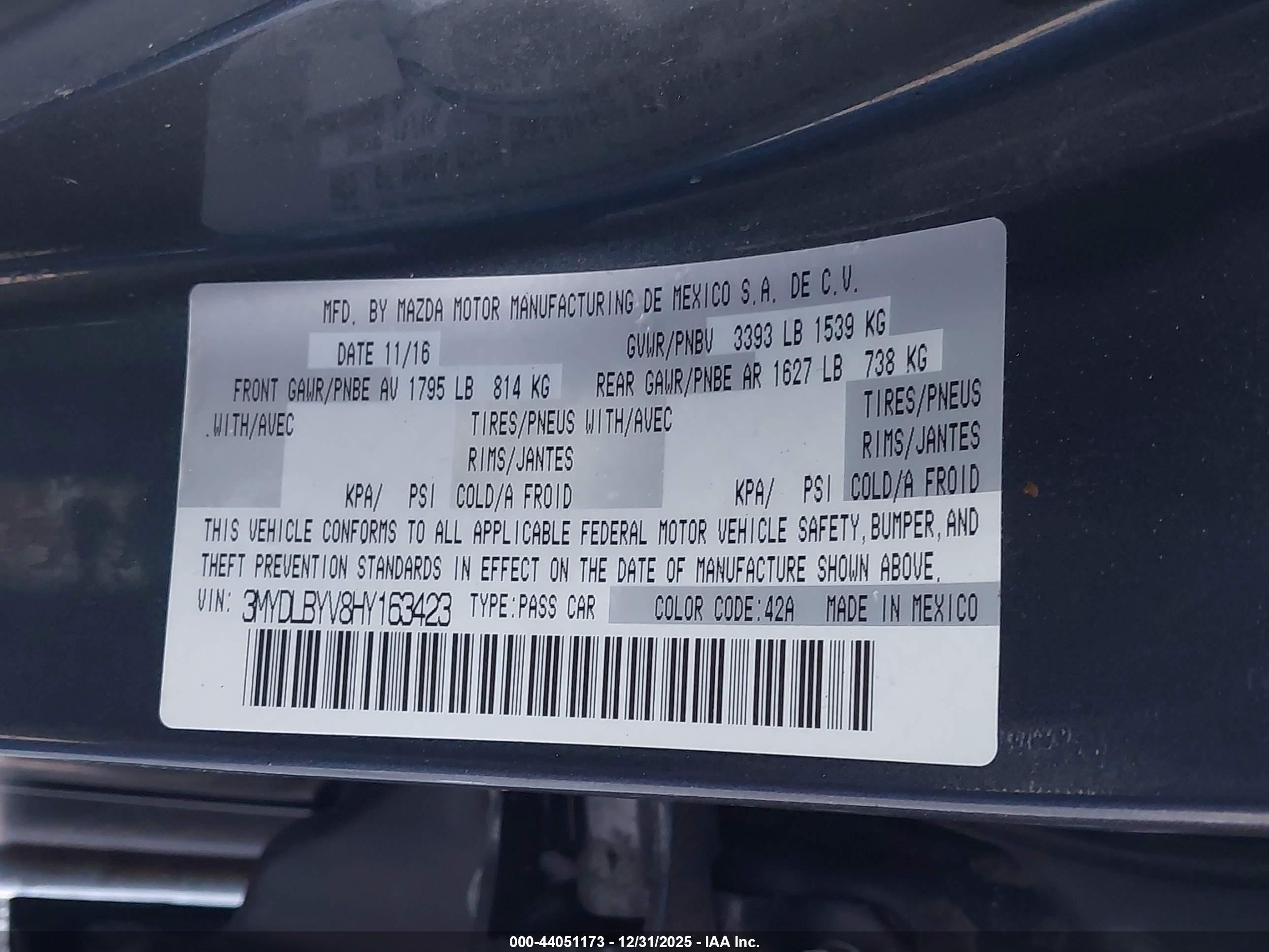 TOYOTA YARIS image 9