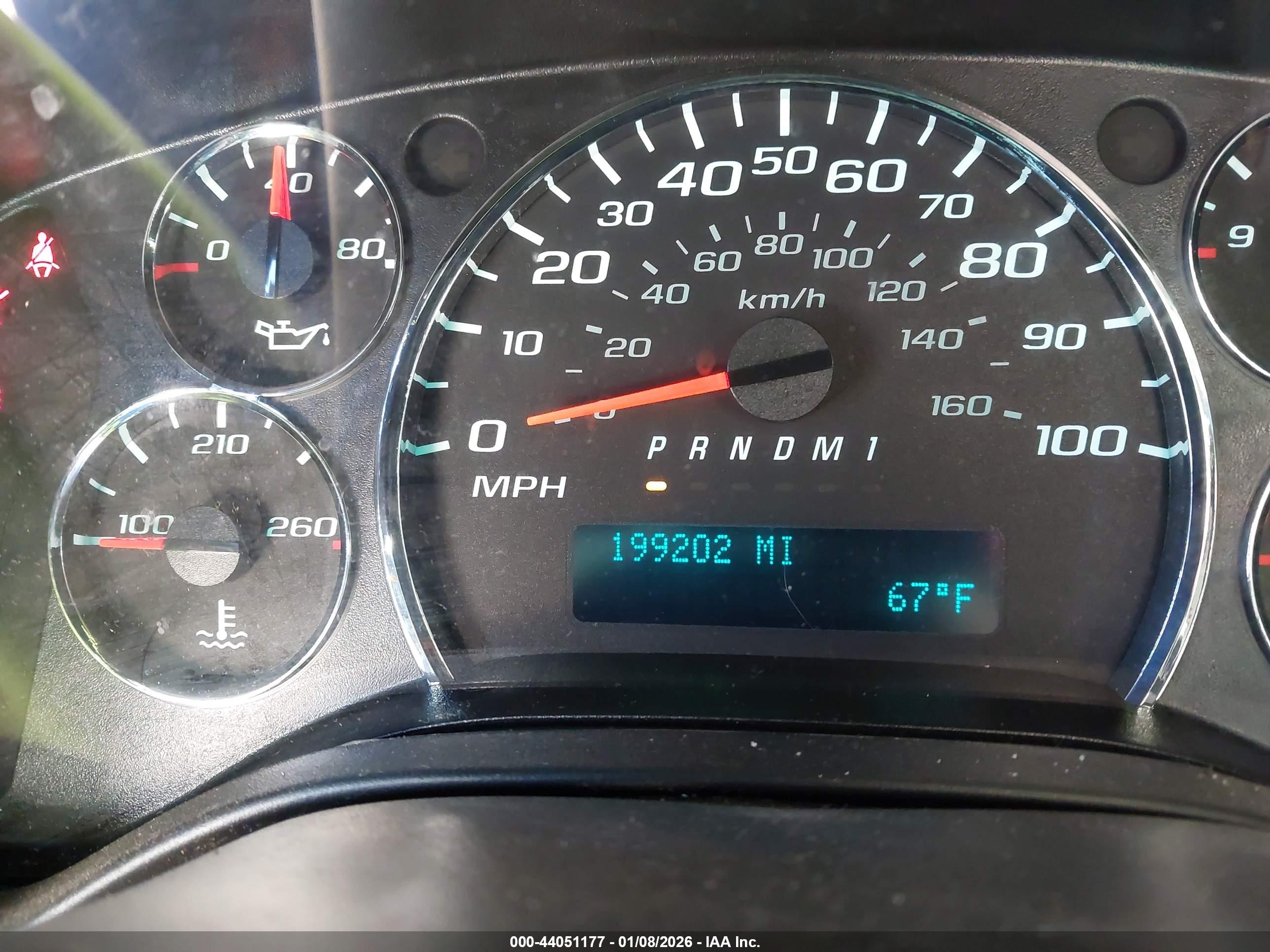 CHEVROLET EXPRESS image 7