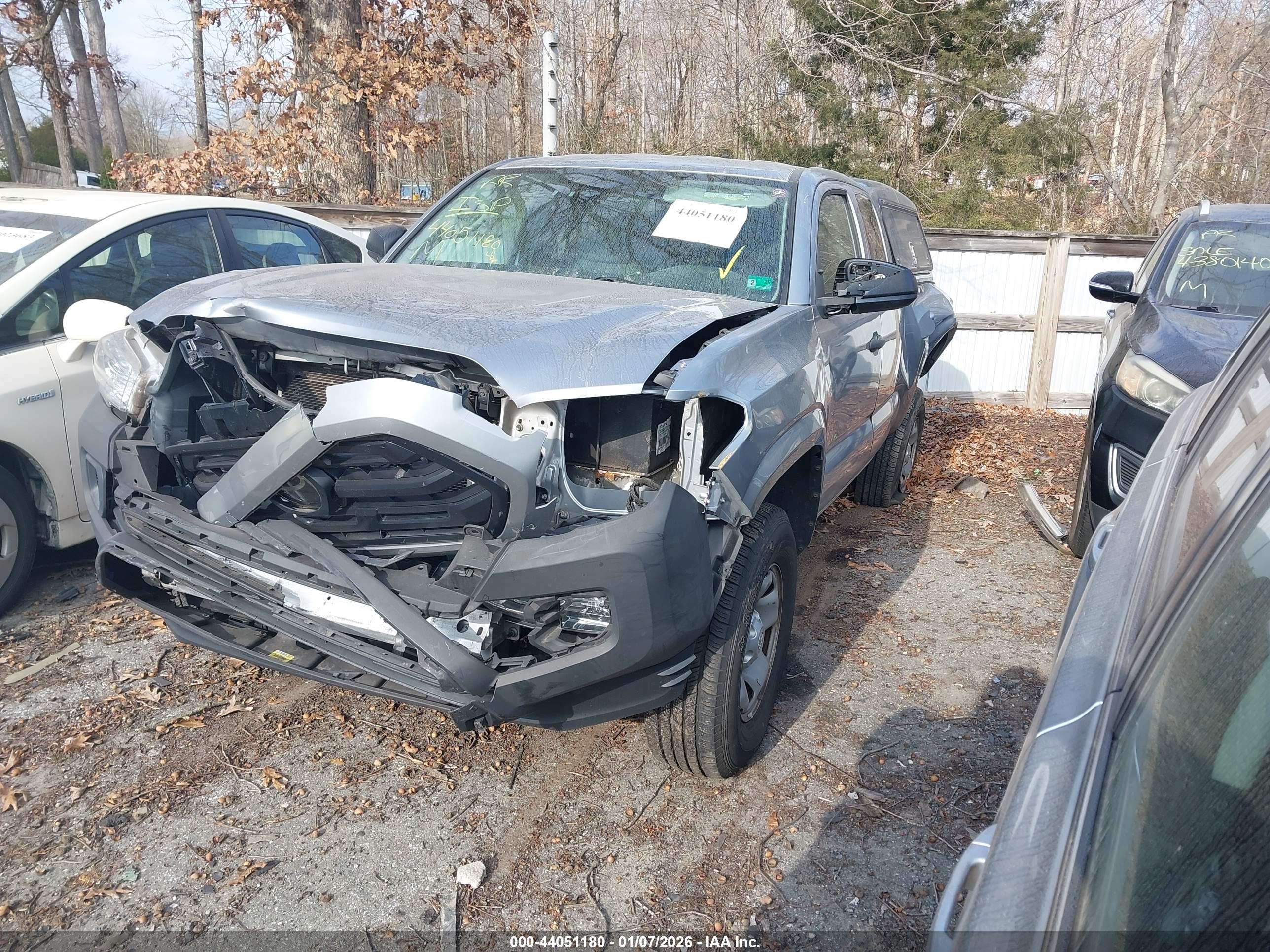 TOYOTA TACOMA image 2
