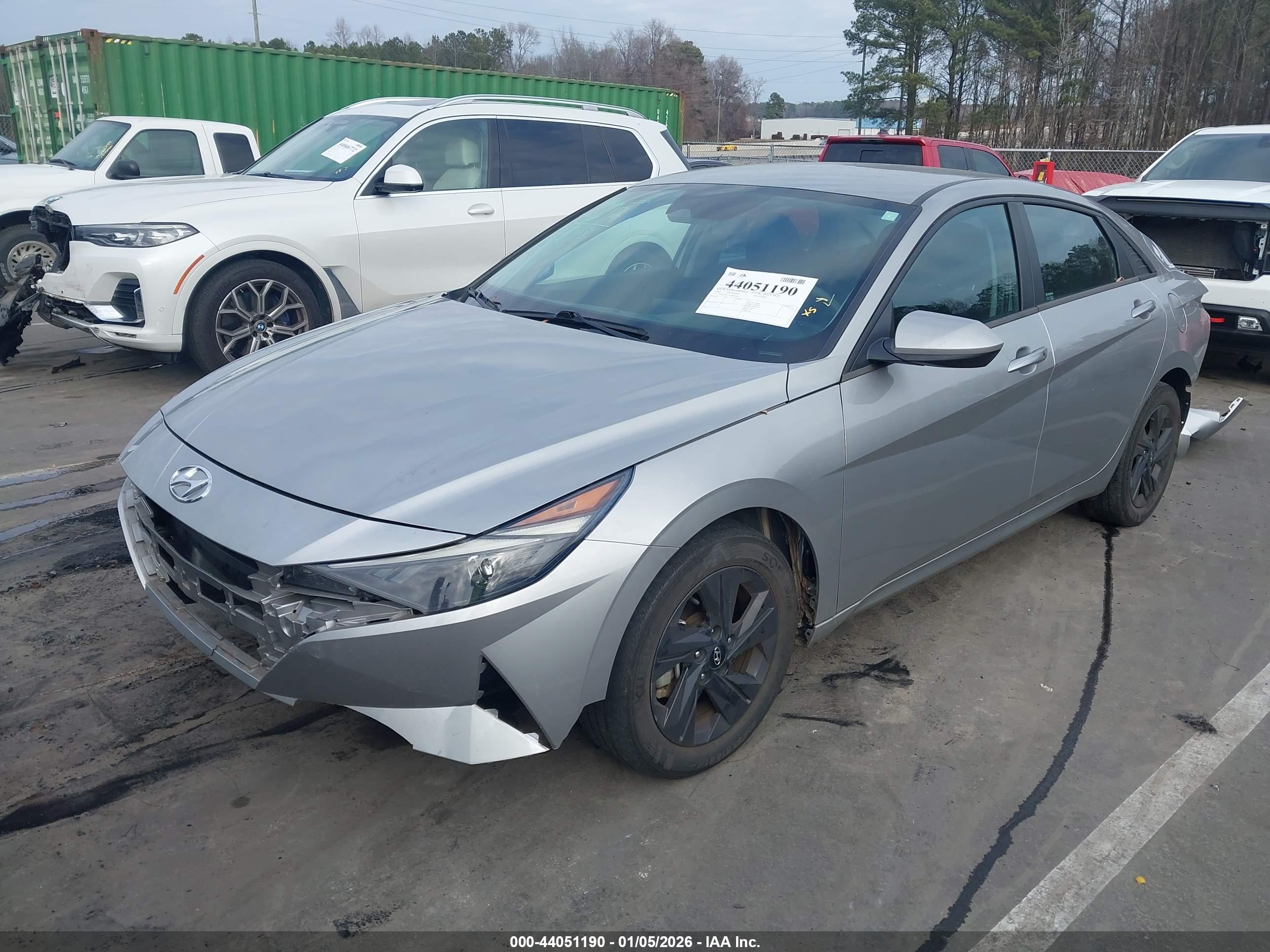 HYUNDAI ELANTRA image 2
