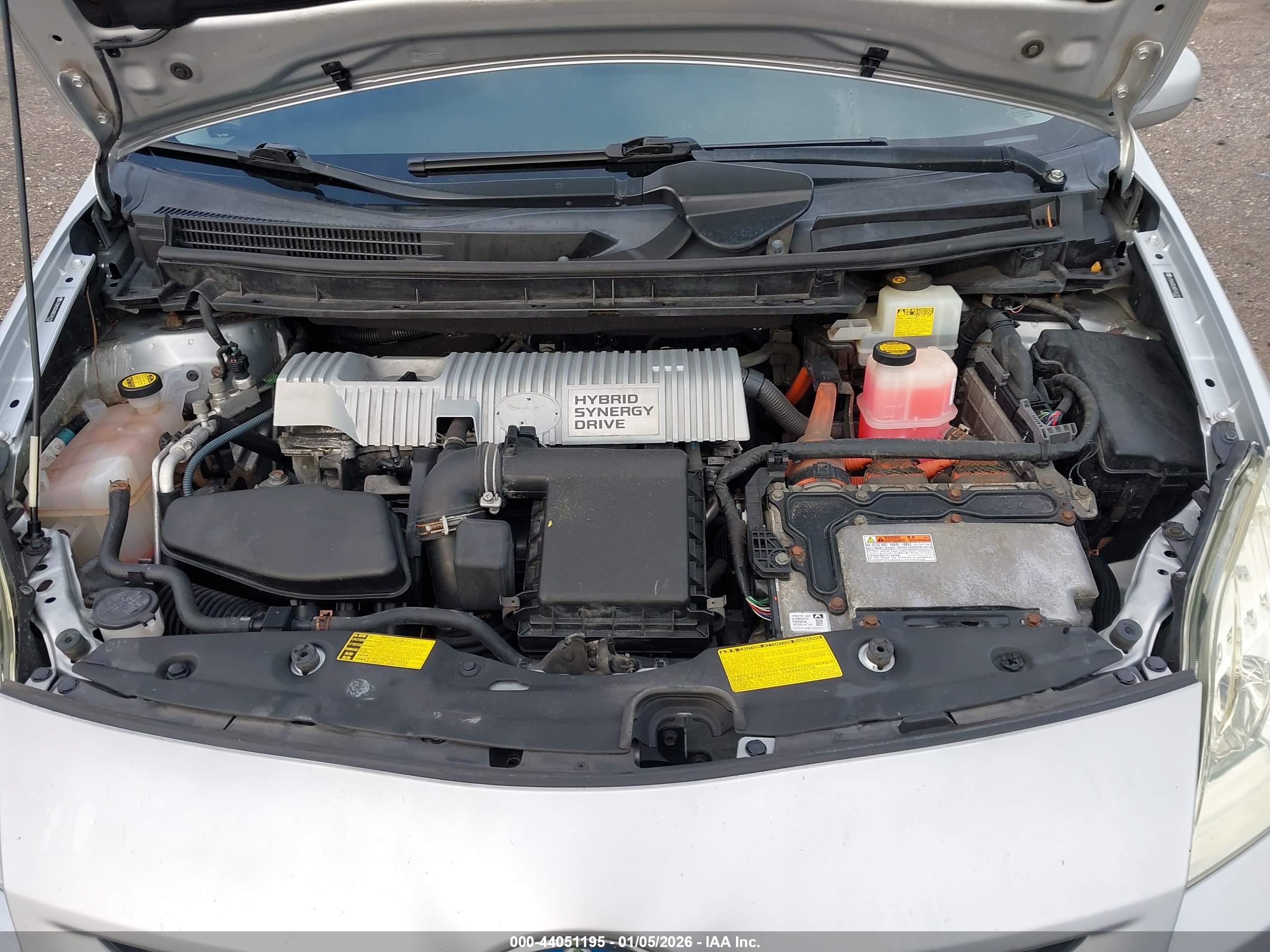 TOYOTA PRIUS image 10